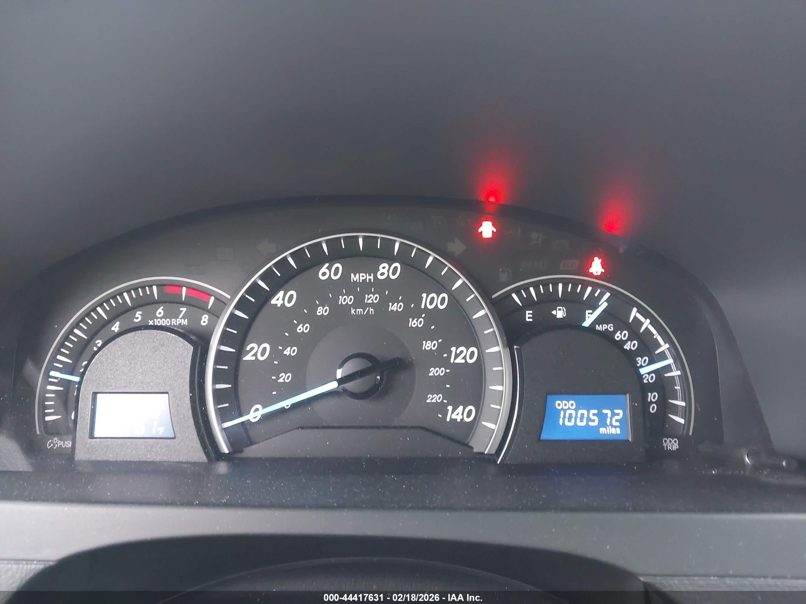 TOYOTA CAMRY image 7
