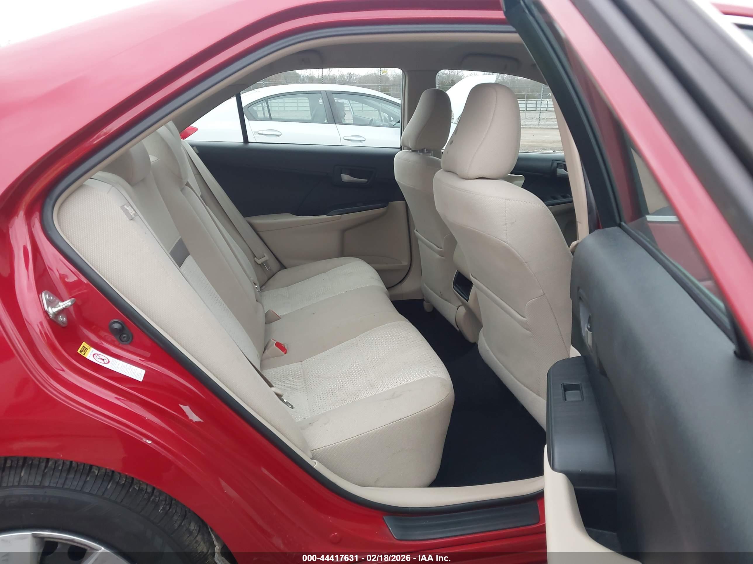 TOYOTA CAMRY image 8