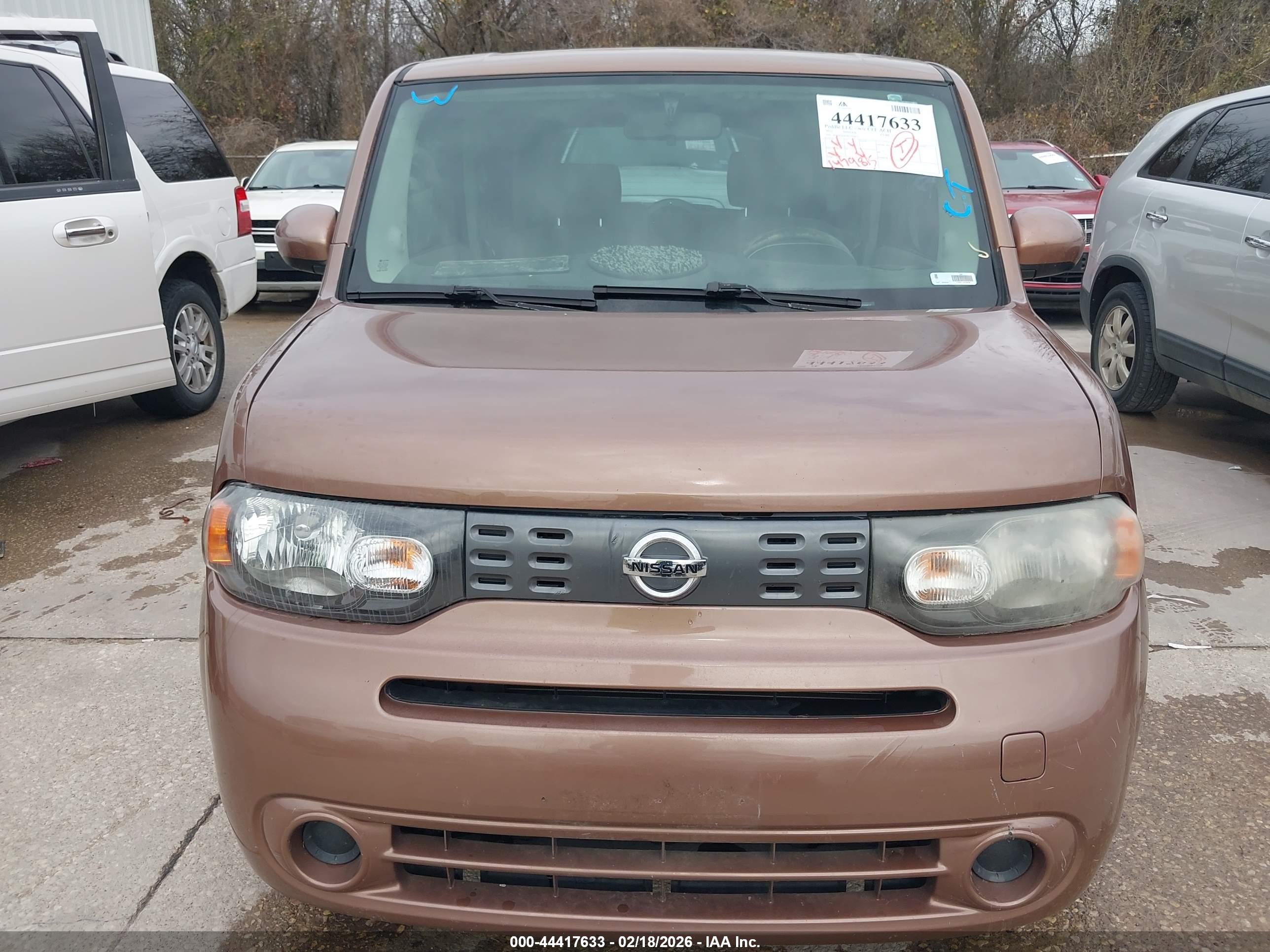 NISSAN CUBE image 6