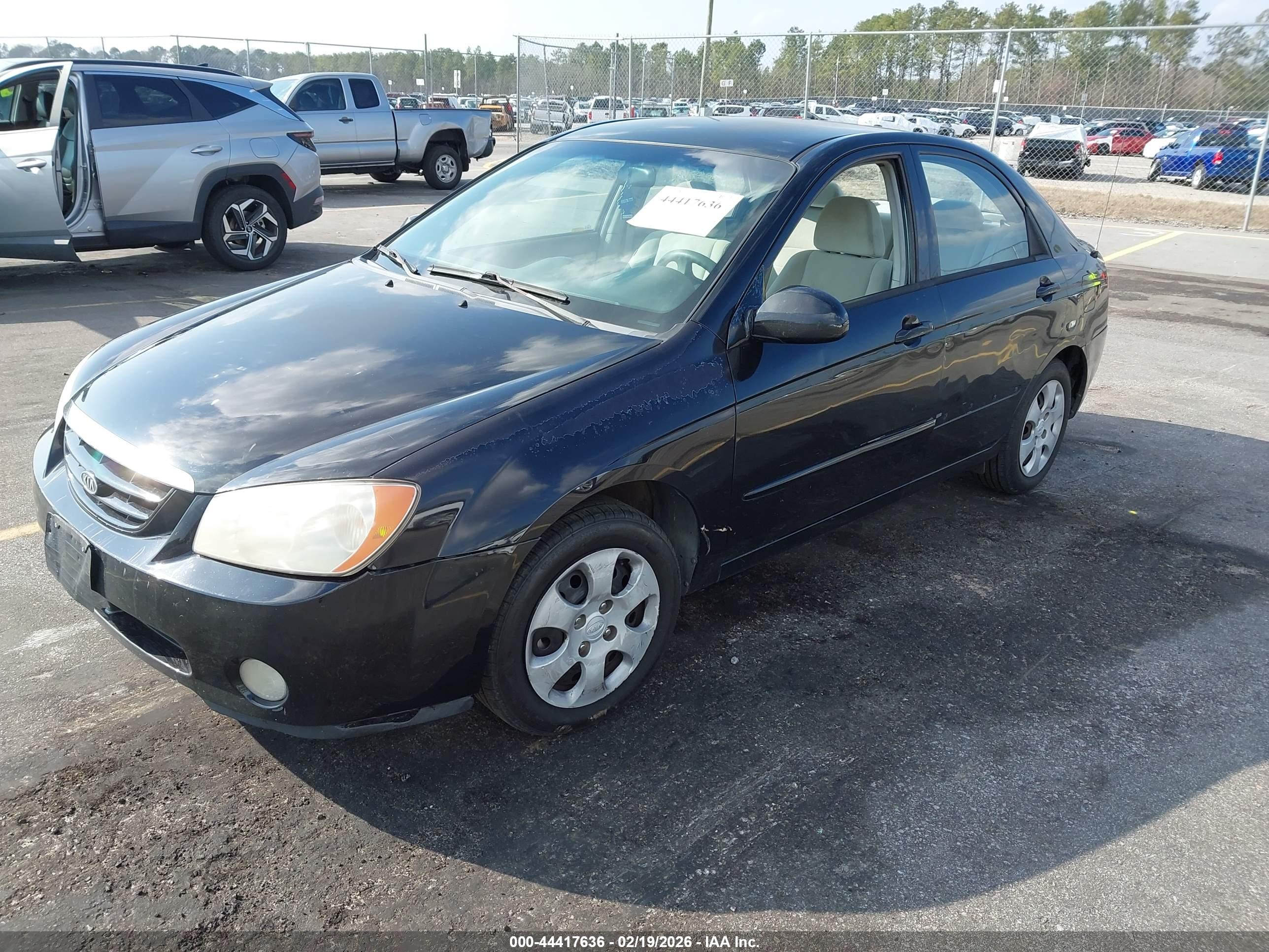 KIA SPECTRA image 2