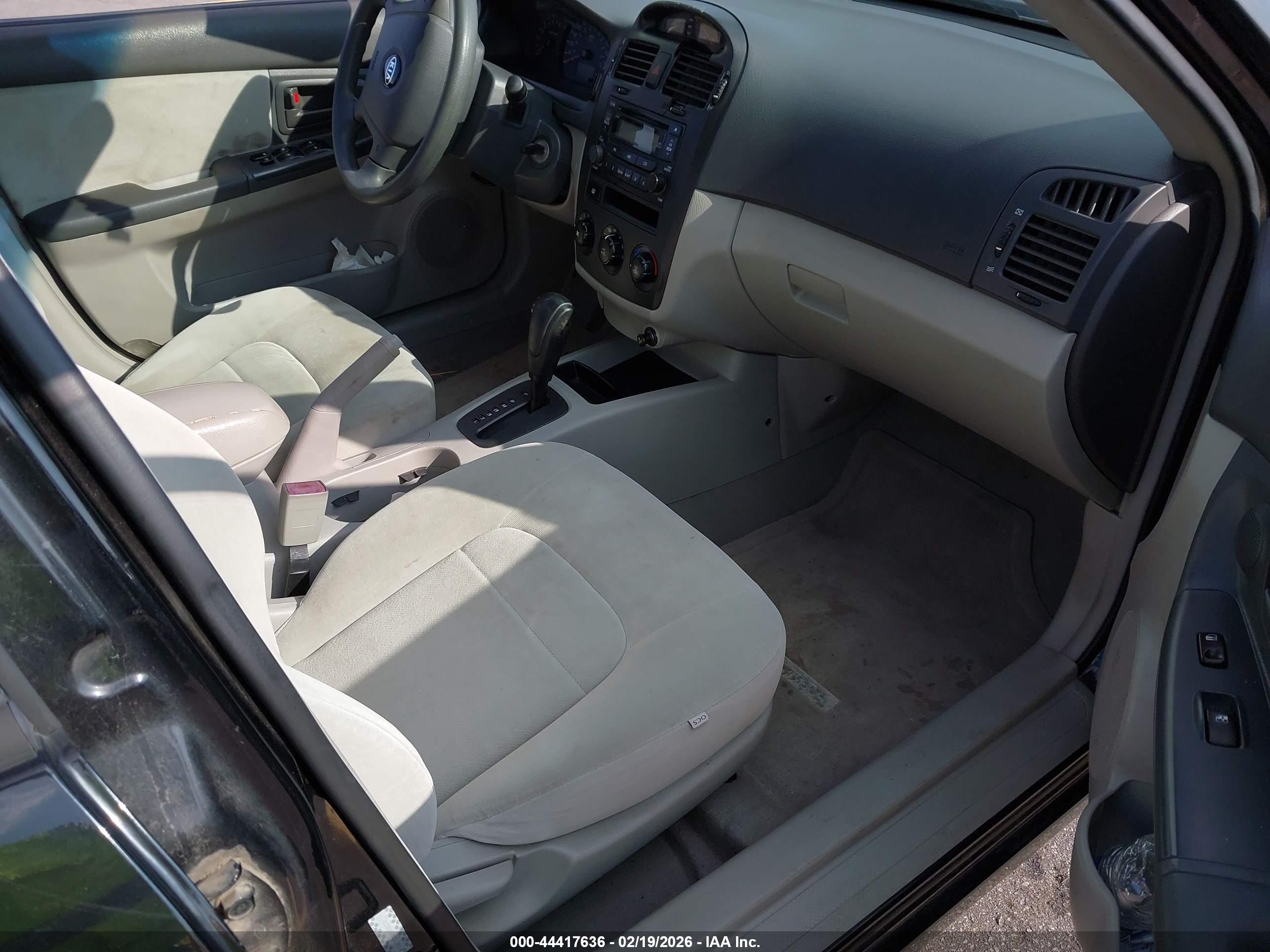 KIA SPECTRA image 5