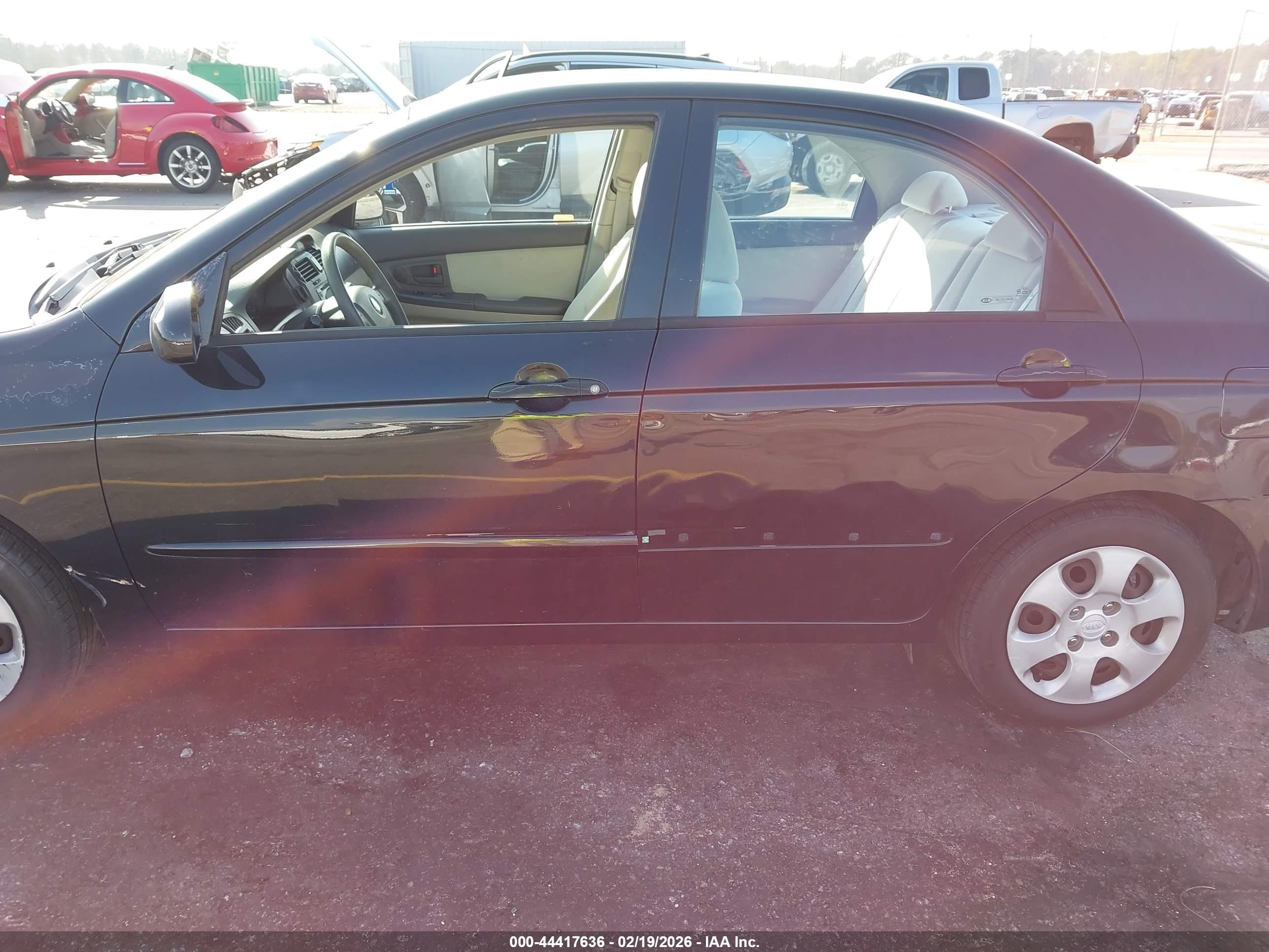 KIA SPECTRA image 6