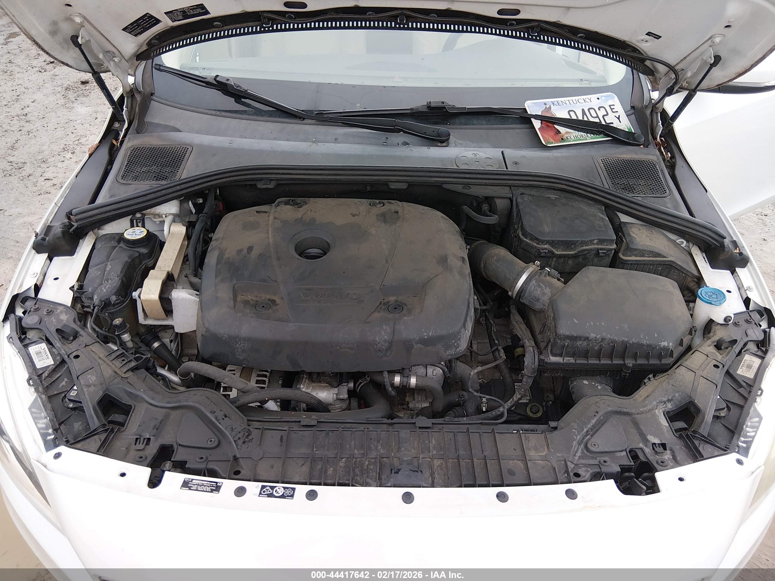 VOLVO S60 image 10