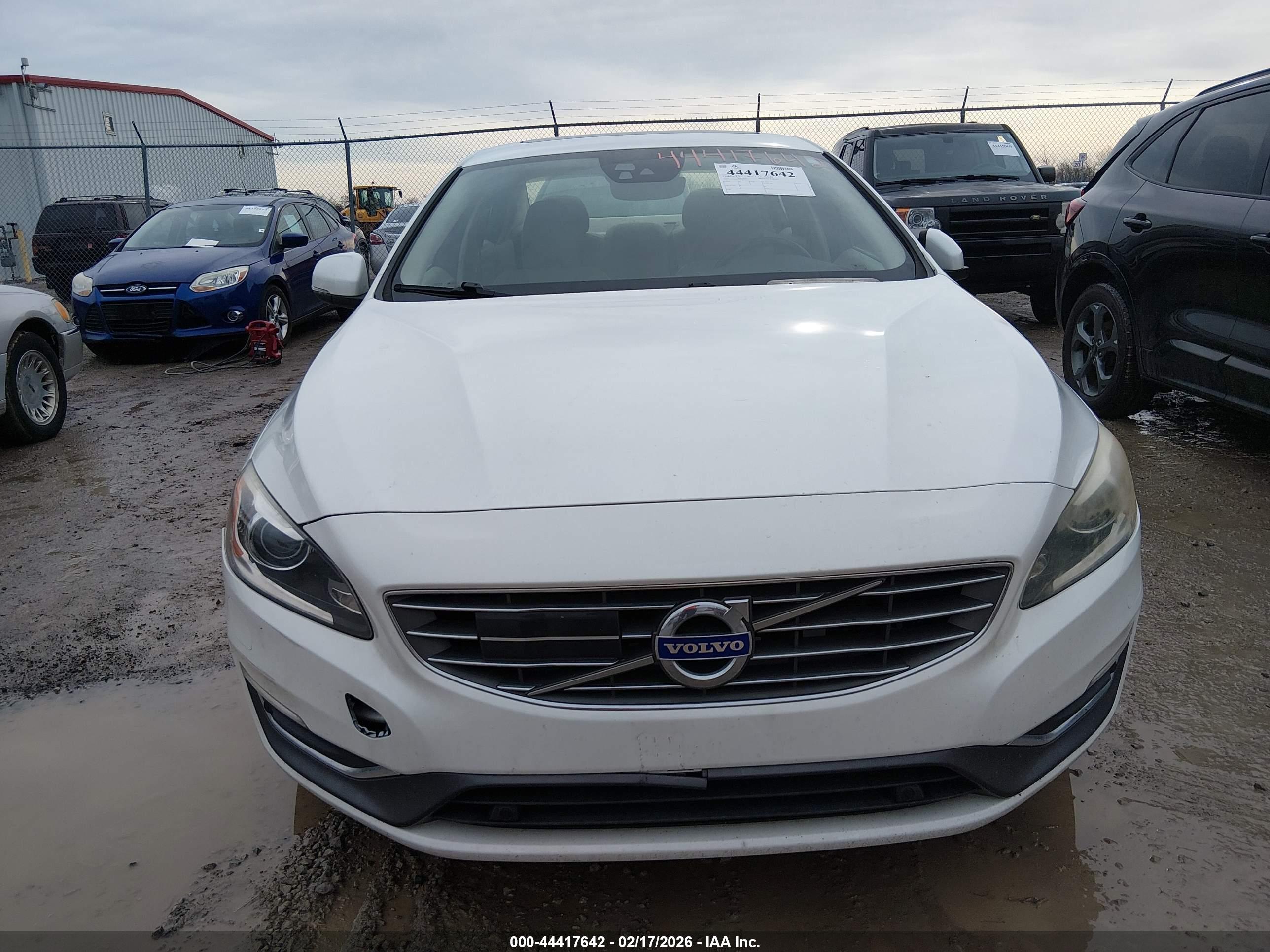 VOLVO S60 image 6