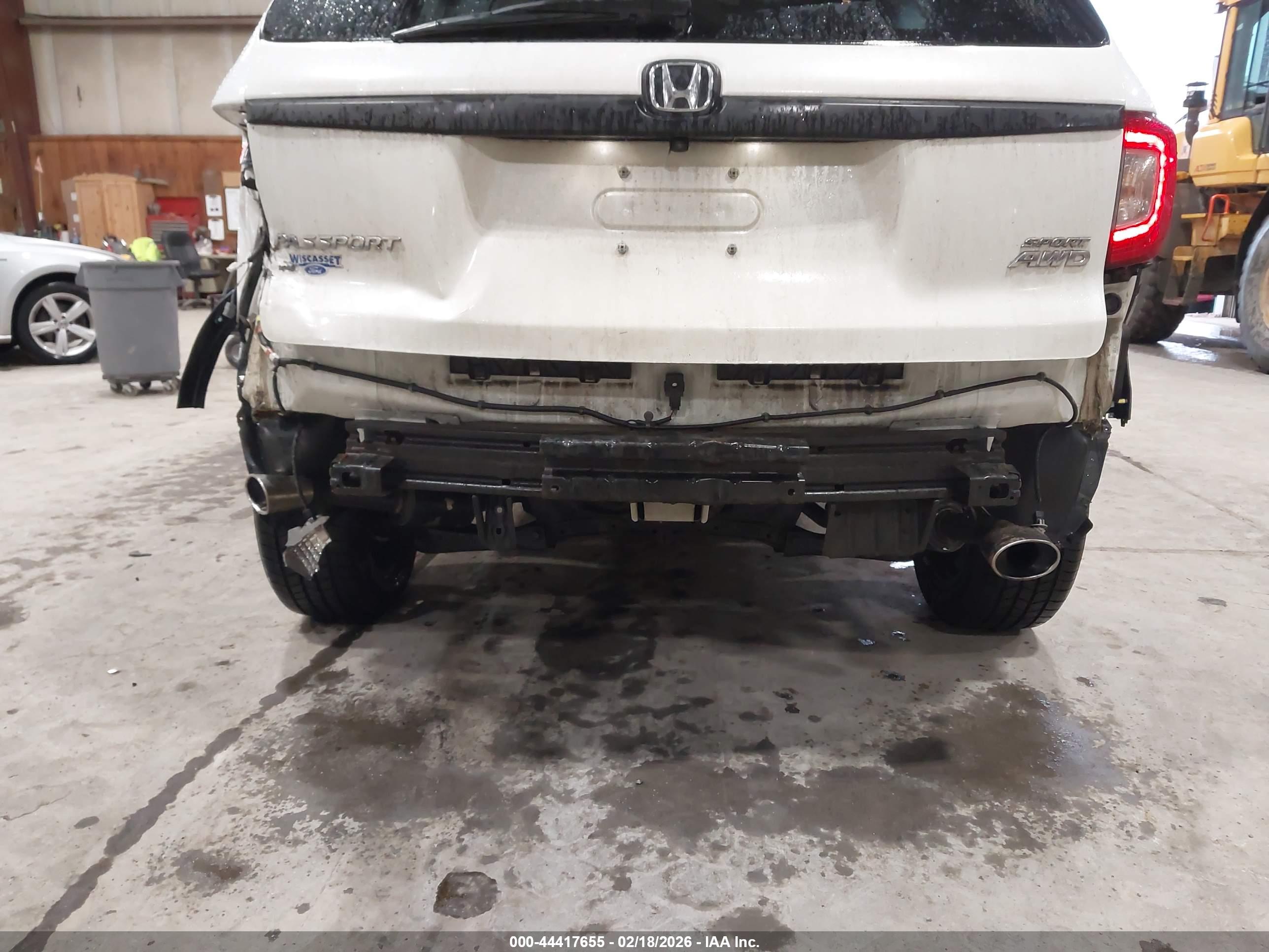 HONDA PASSPORT image 6