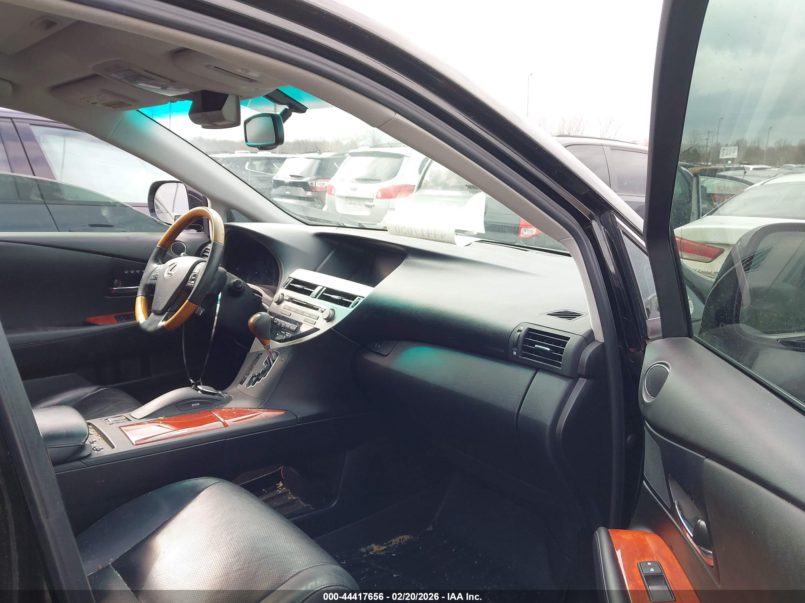 LEXUS RX image 5