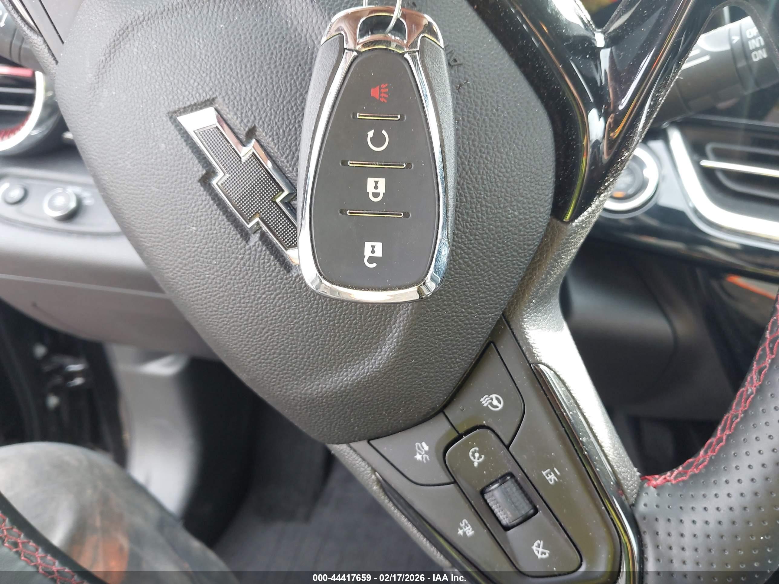 CHEVROLET TRAX image 11