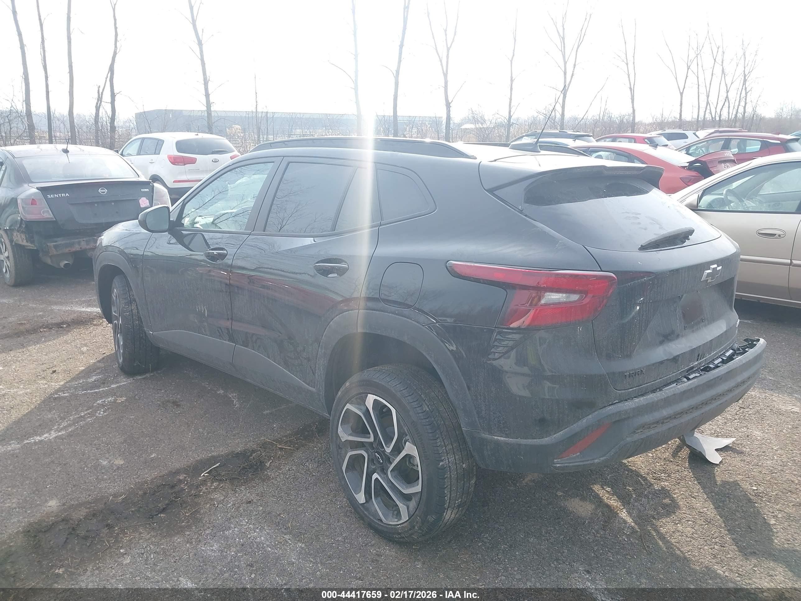 CHEVROLET TRAX image 3
