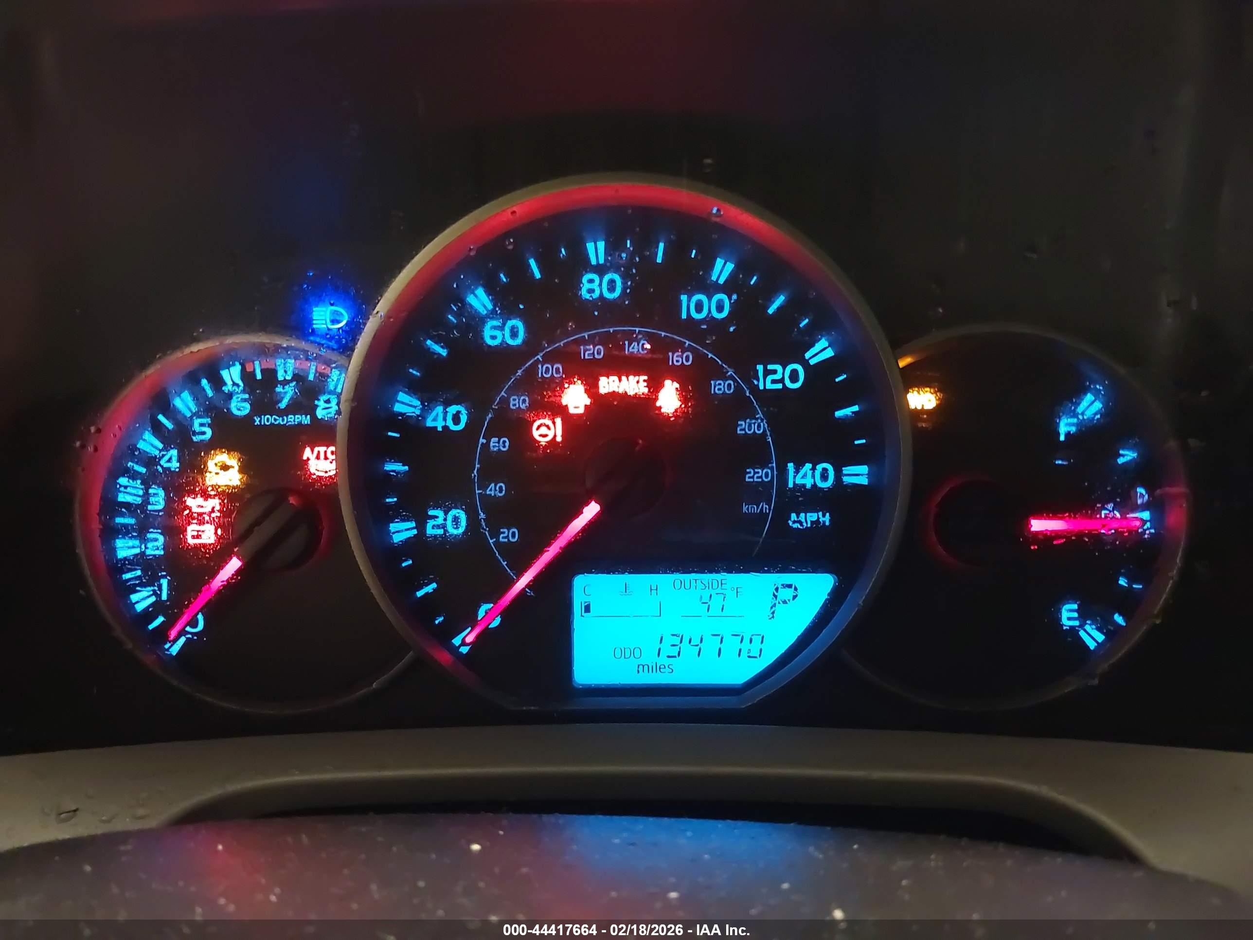 TOYOTA RAV4 image 7