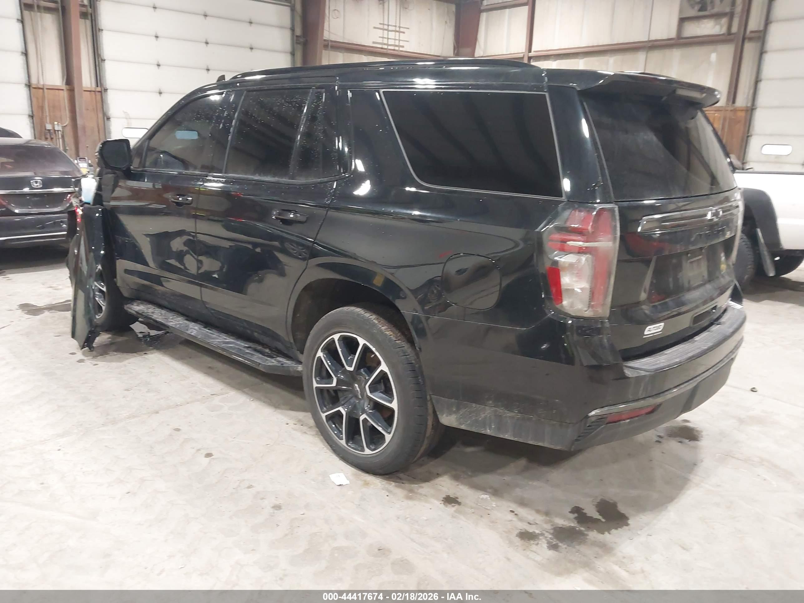 CHEVROLET TAHOE image 3