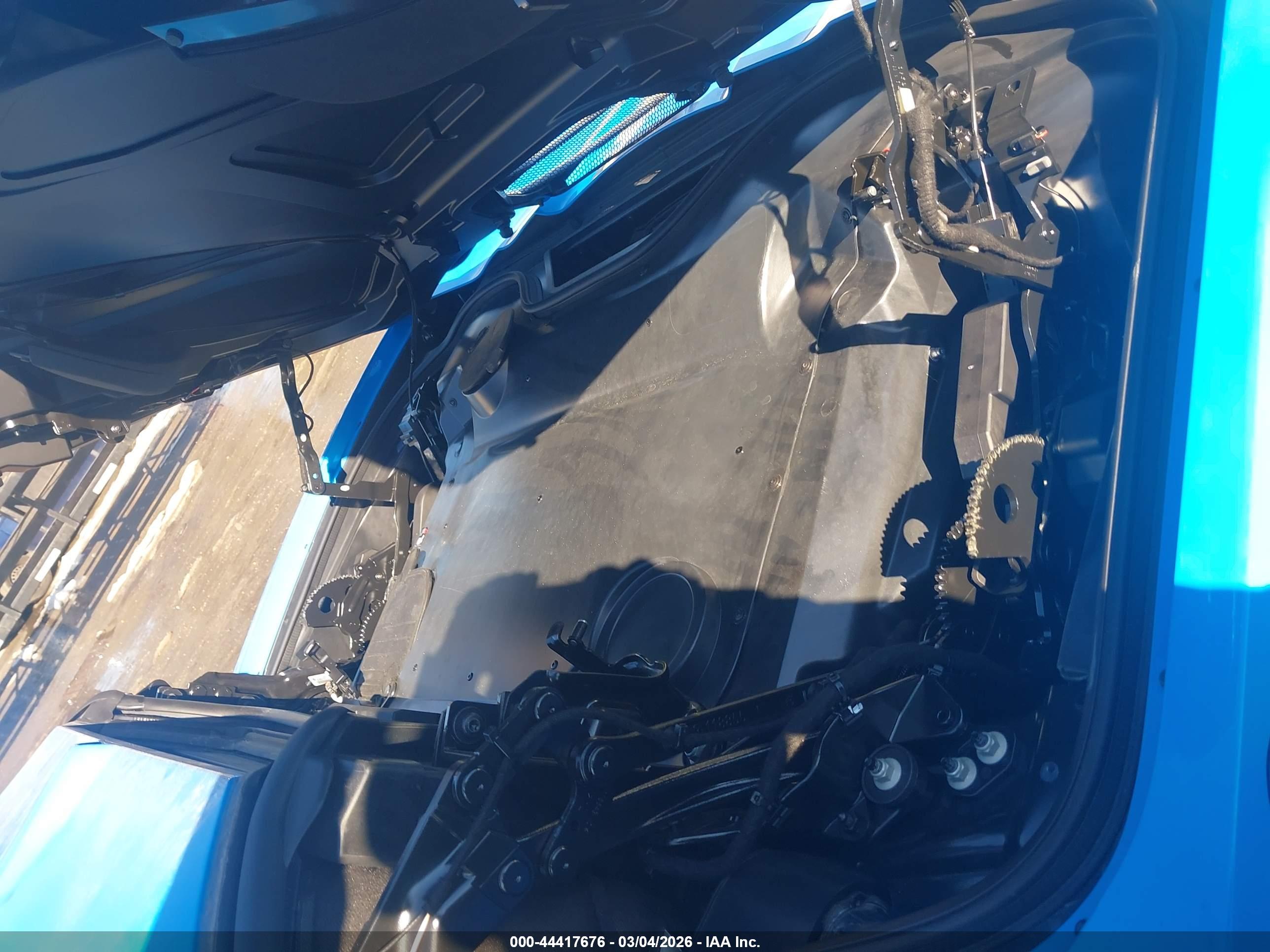CHEVROLET CORVETTE image 10