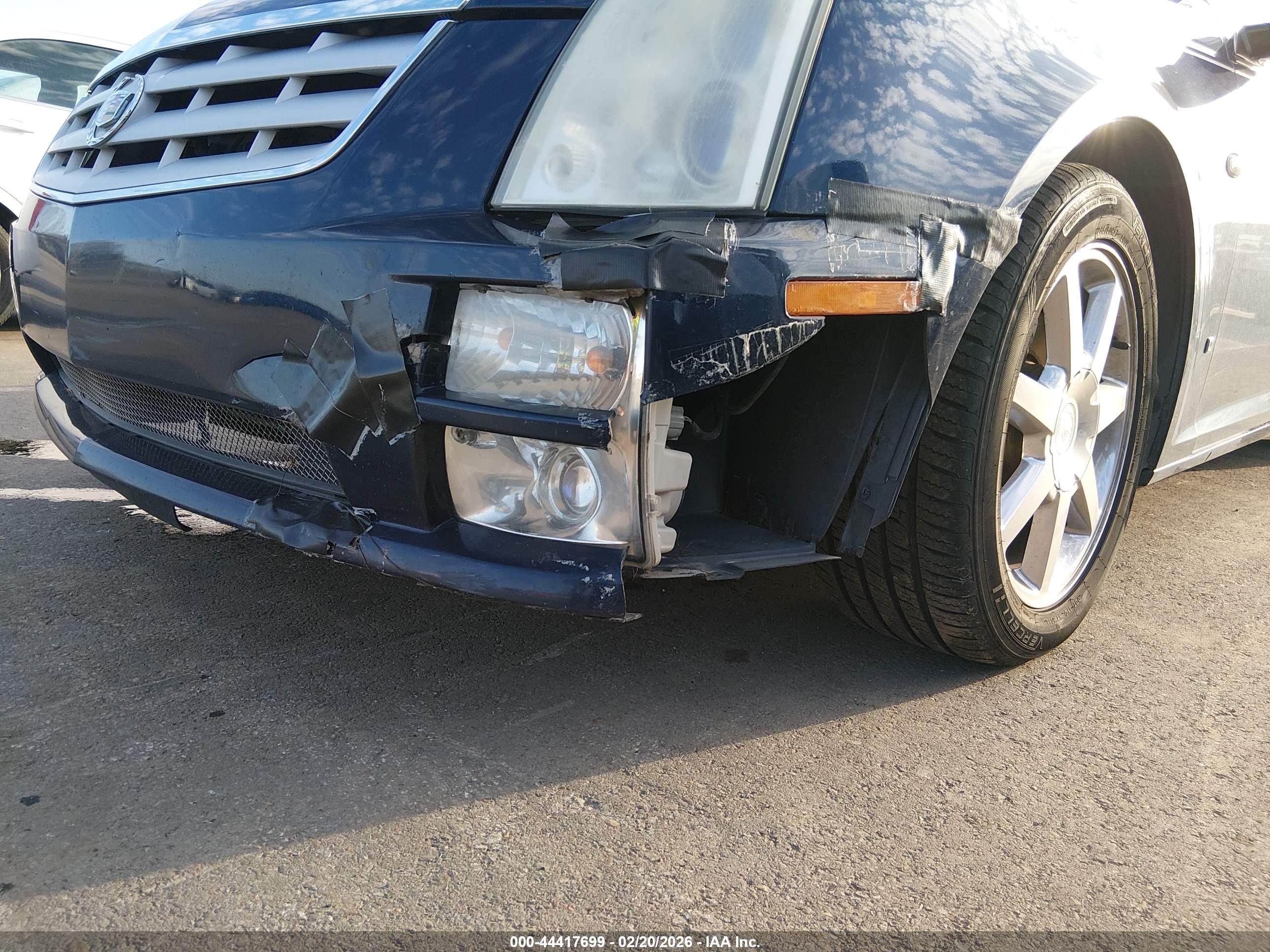 CADILLAC STS image 6