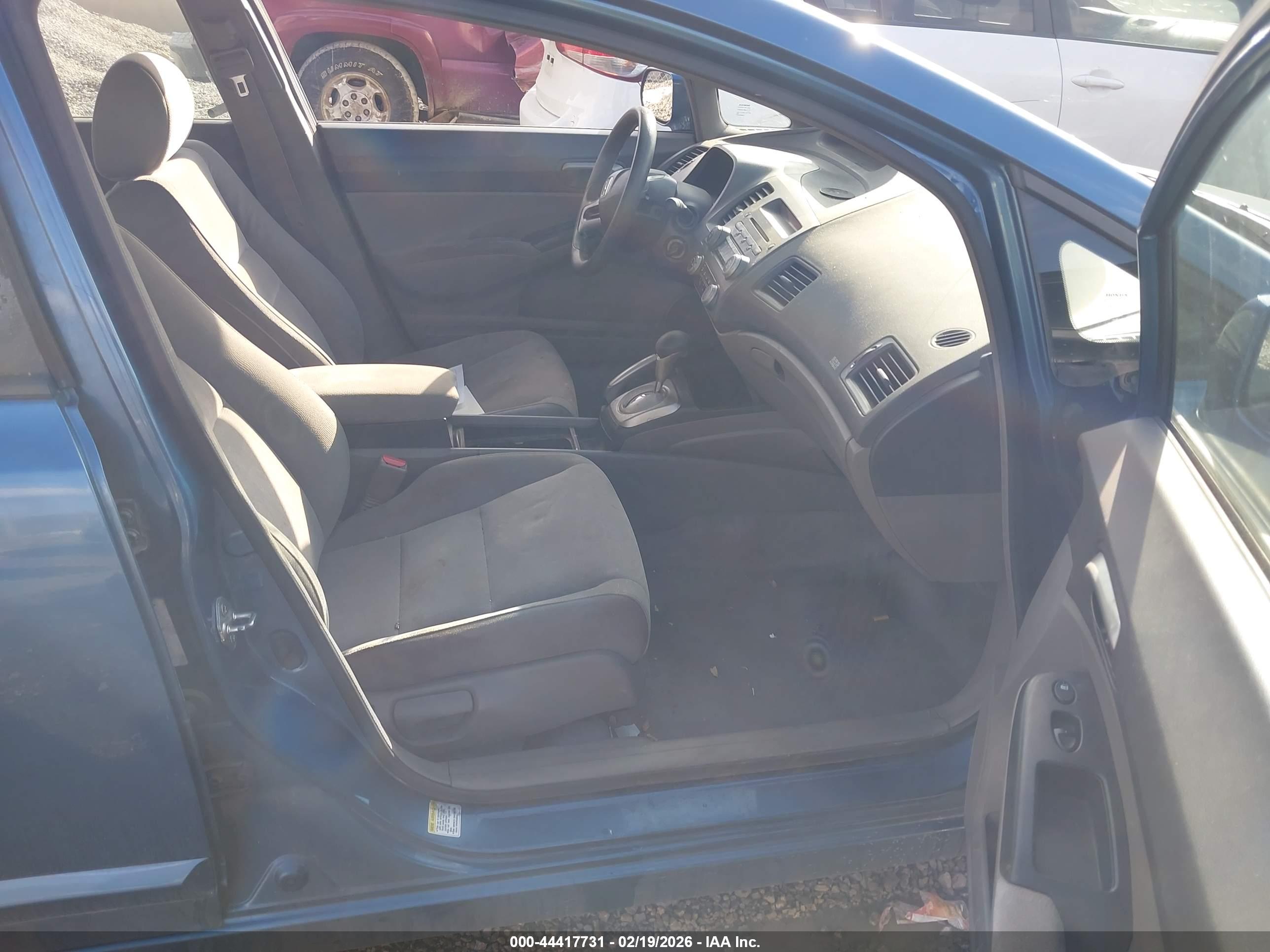 HONDA CIVIC image 5