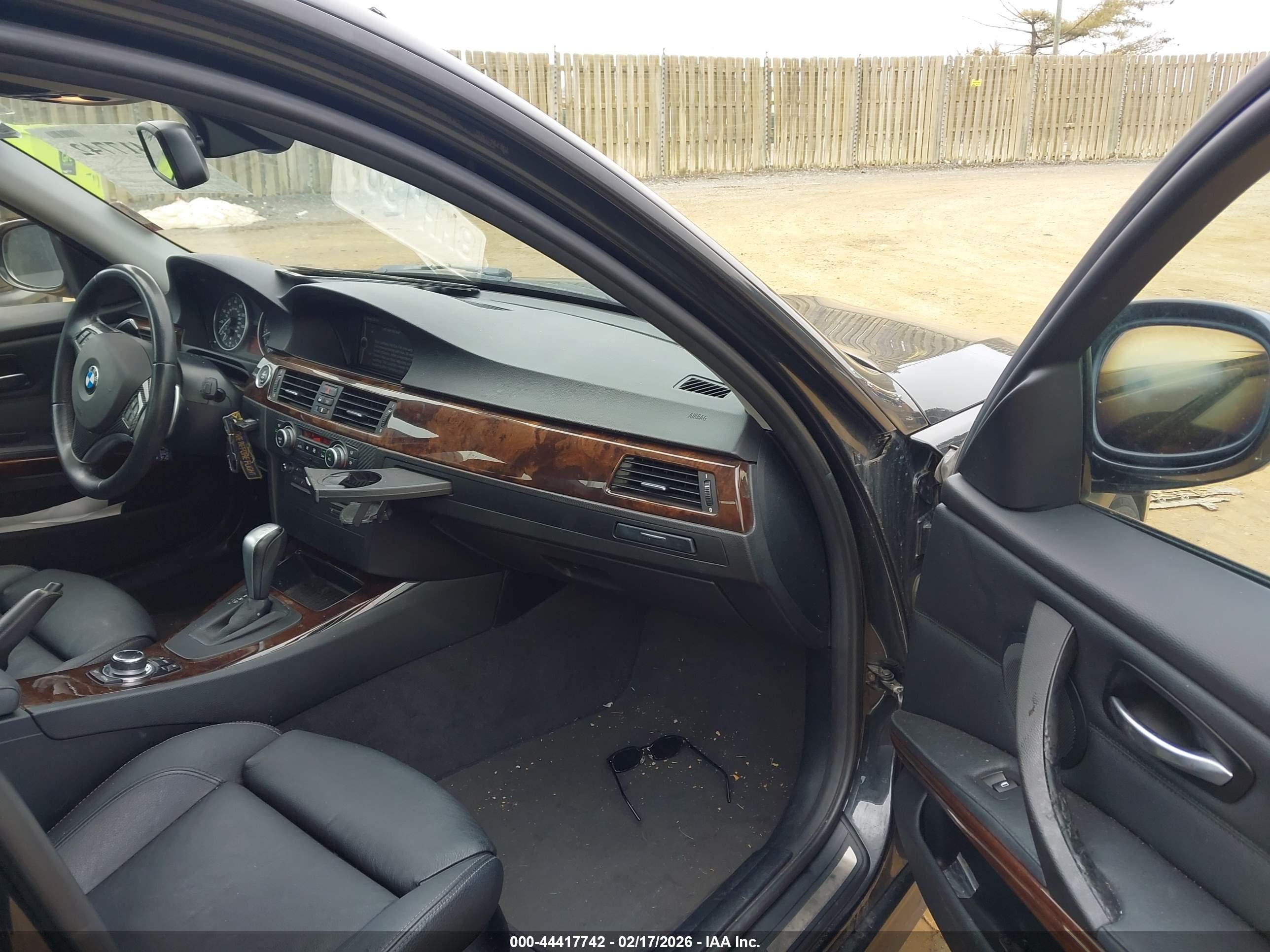 BMW 335I image 5