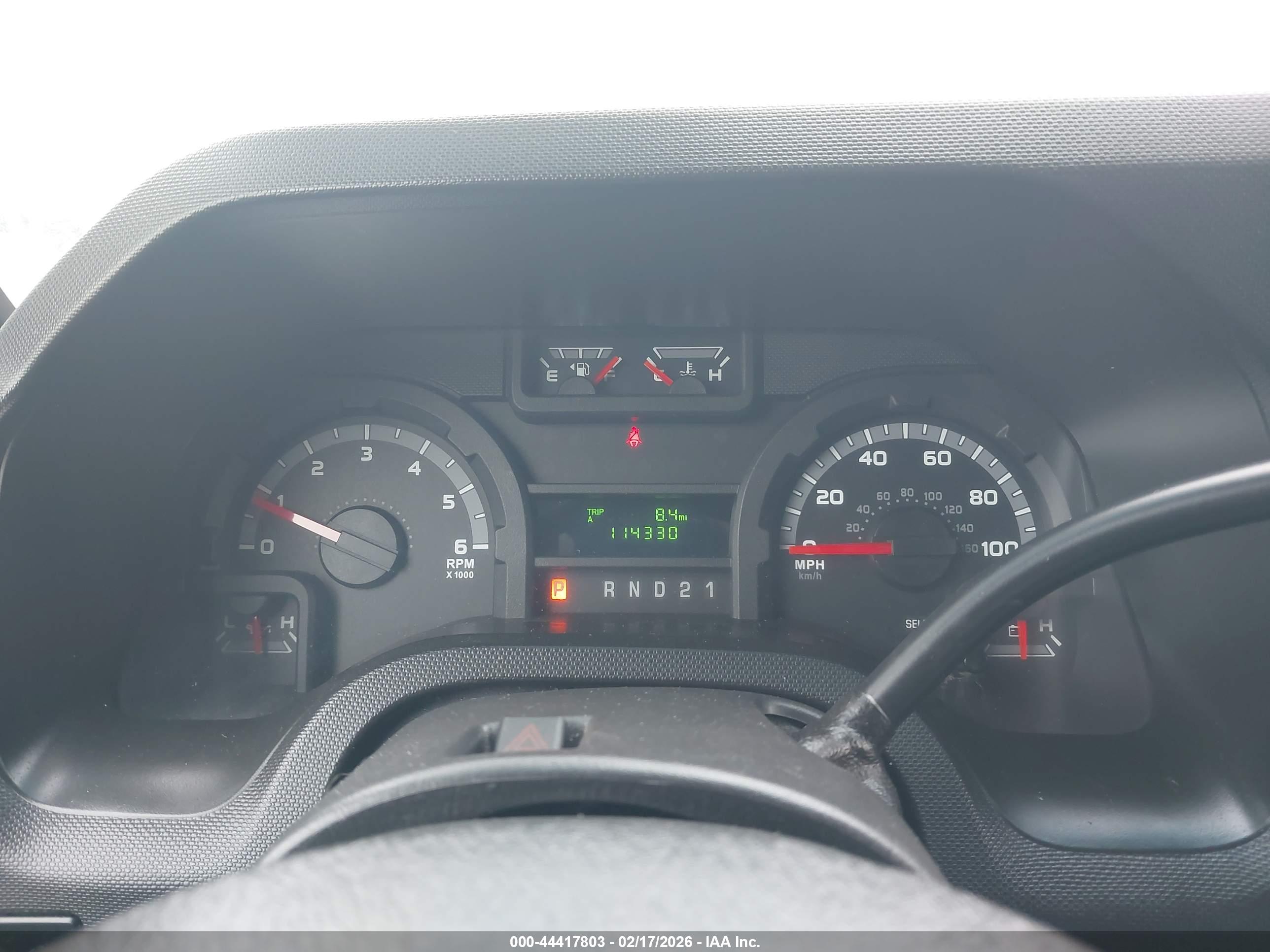 FORD E-250 image 7
