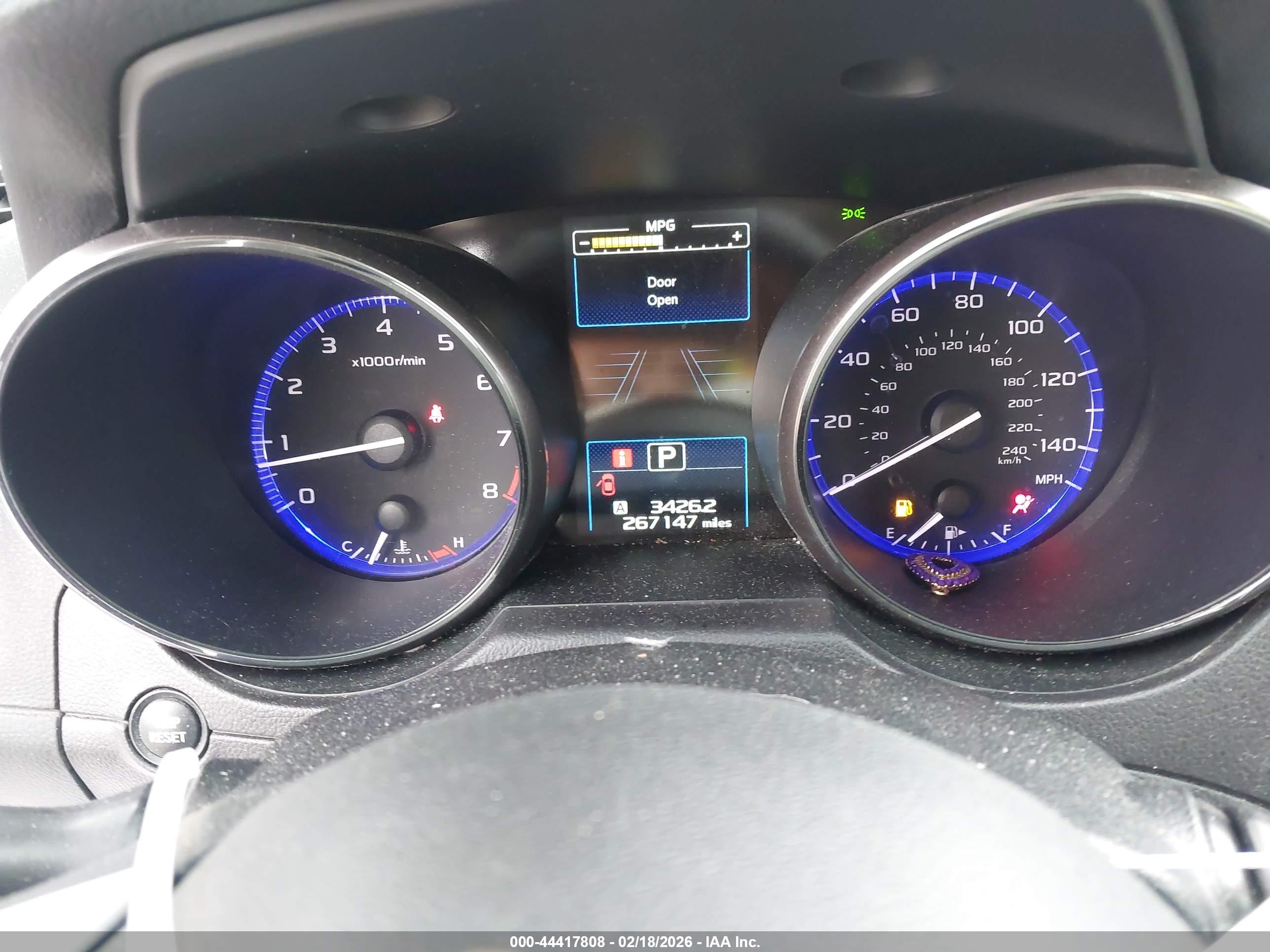 SUBARU OUTBACK image 7
