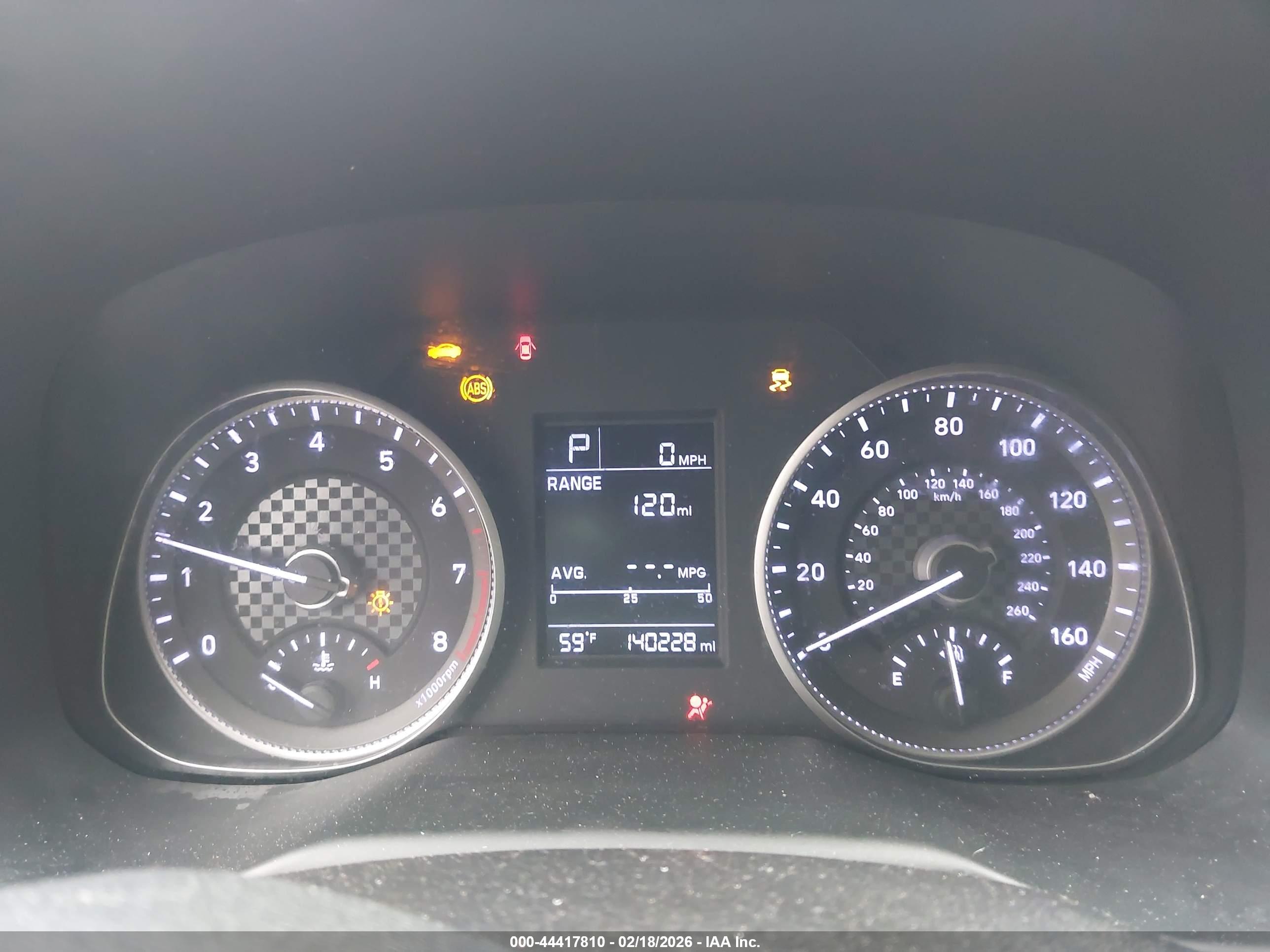 HYUNDAI ELANTRA image 7