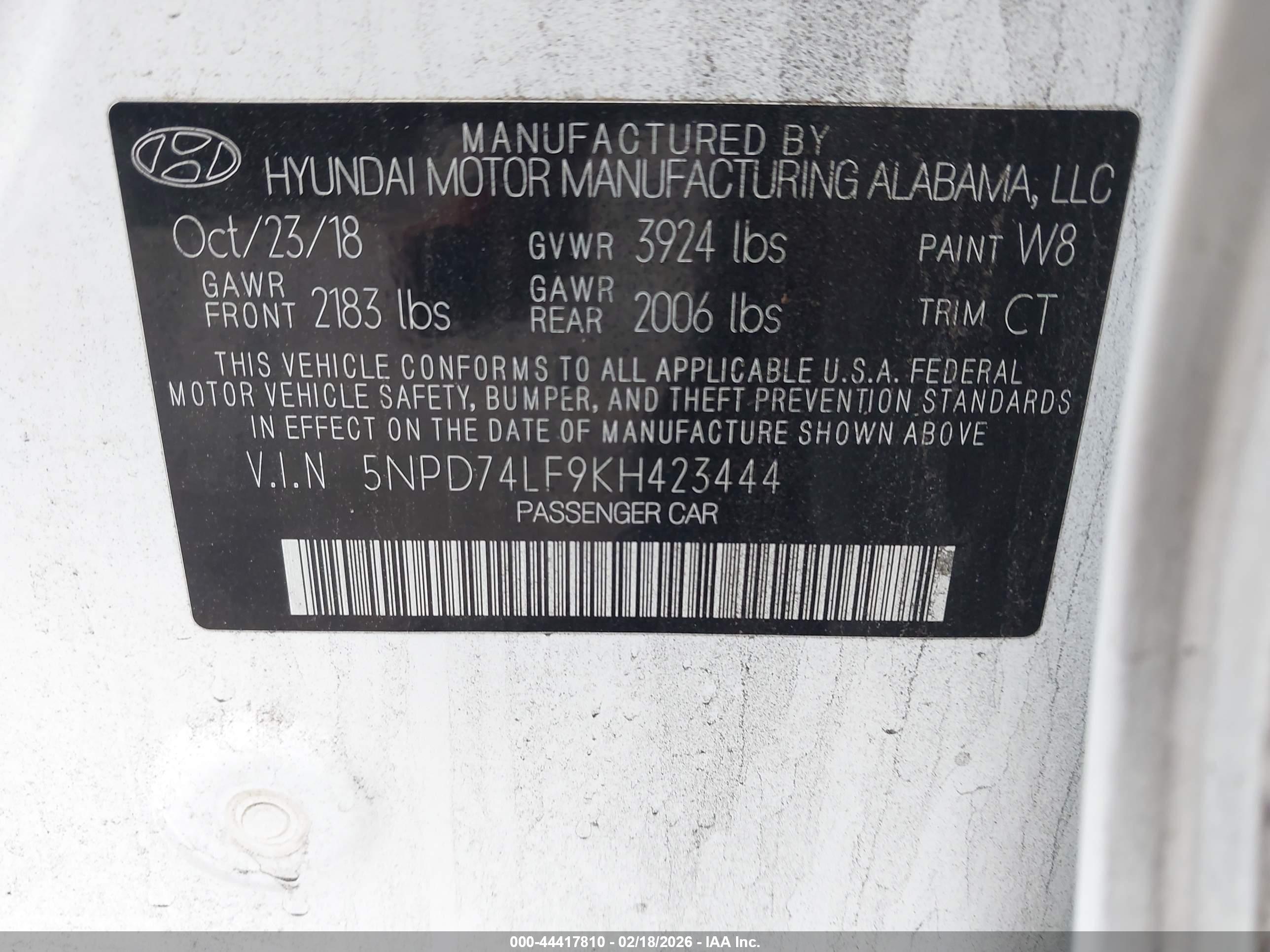 HYUNDAI ELANTRA image 9