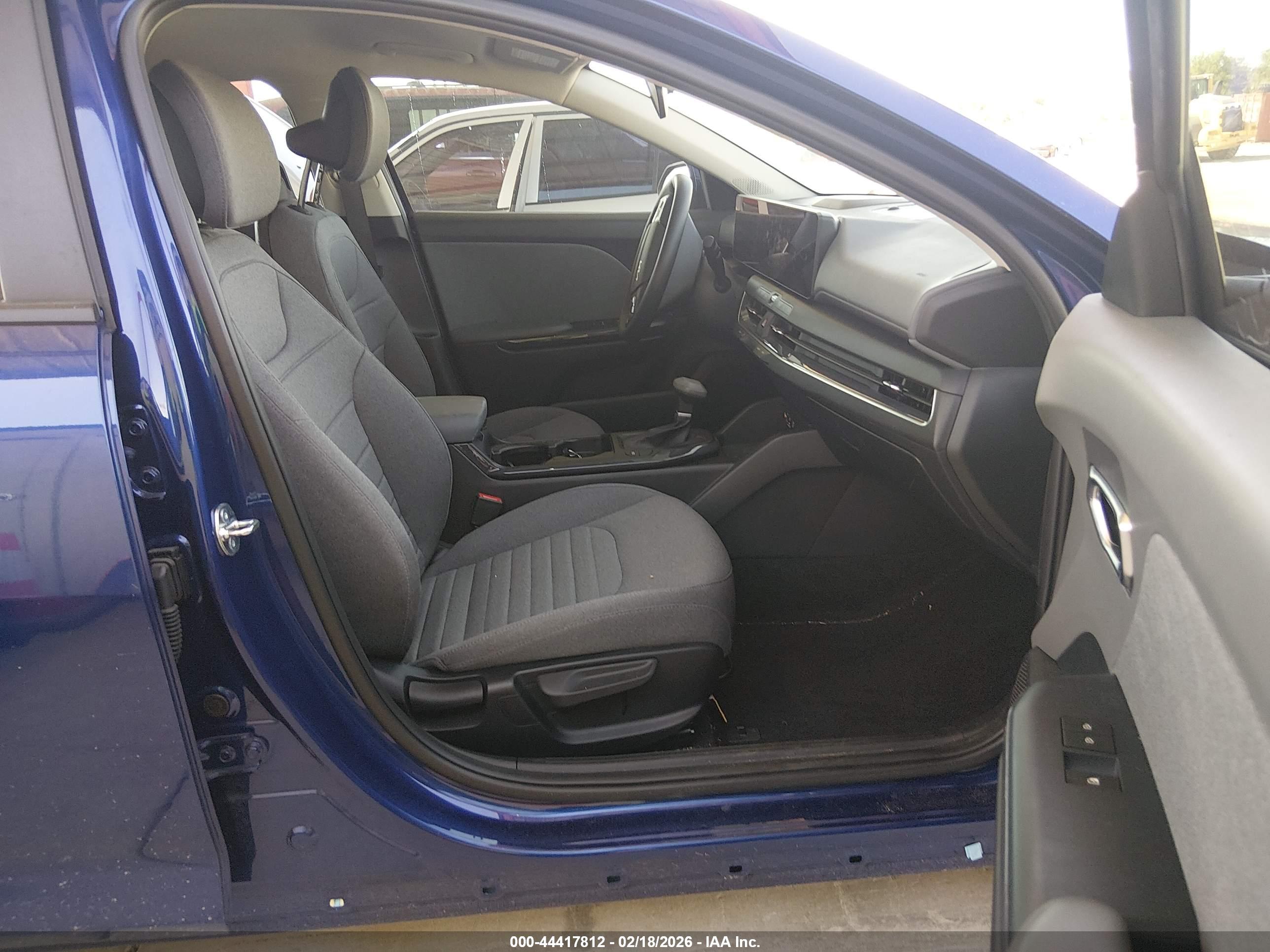 KIA K4 image 5
