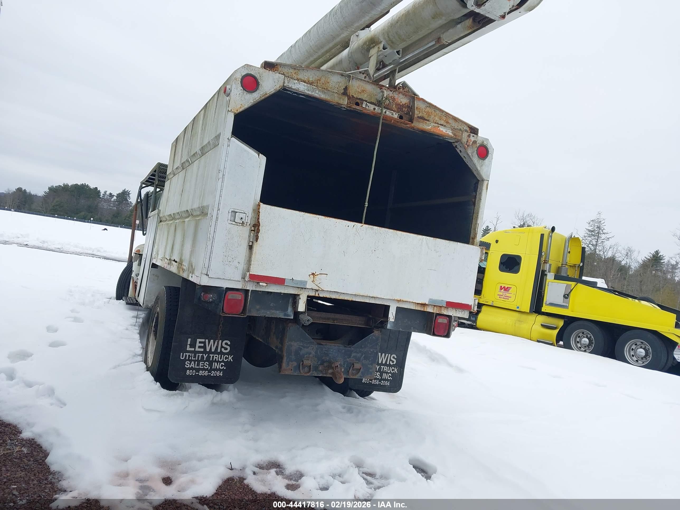 INTERNATIONAL 4000 image 3