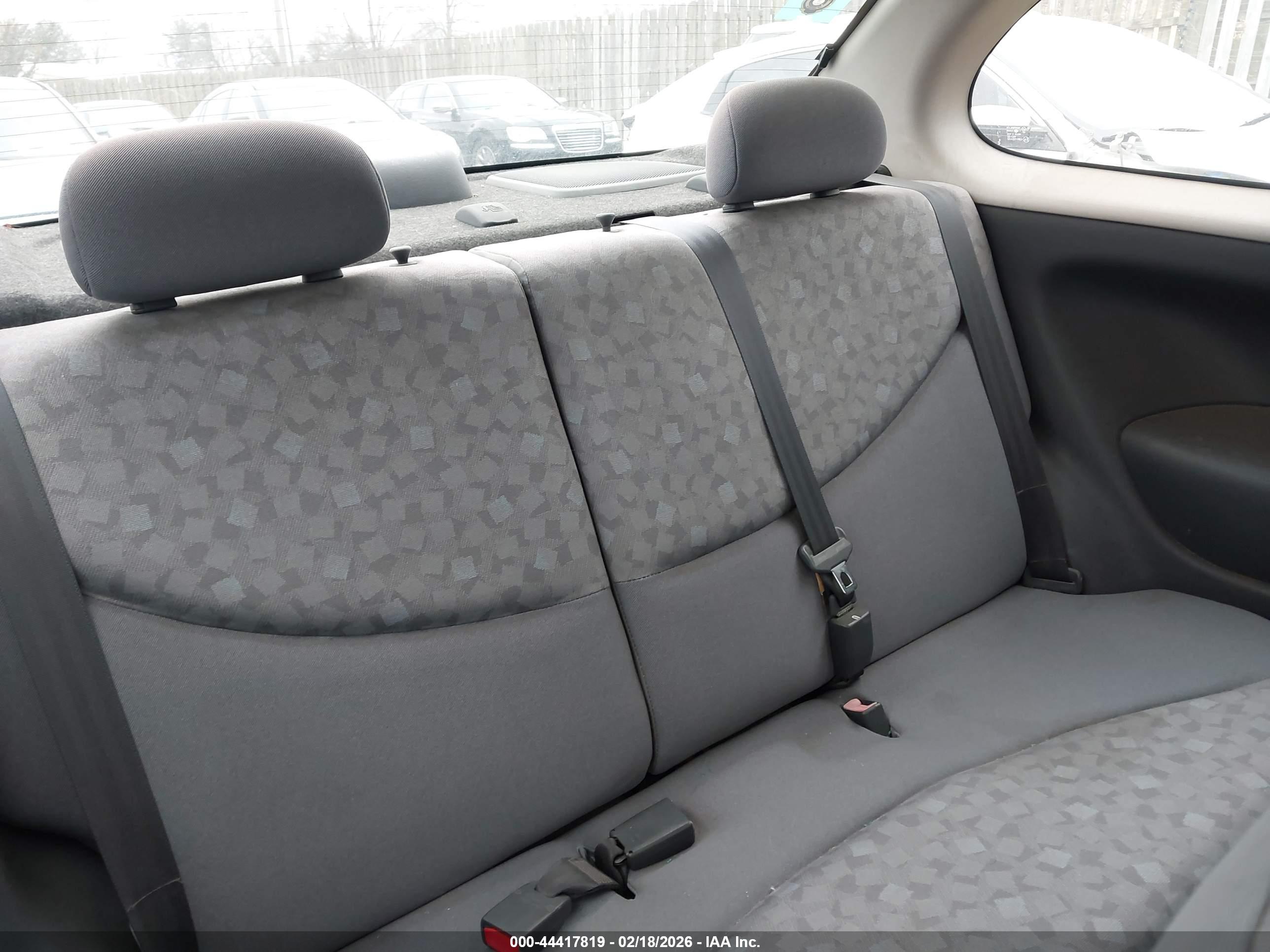 TOYOTA ECHO image 8