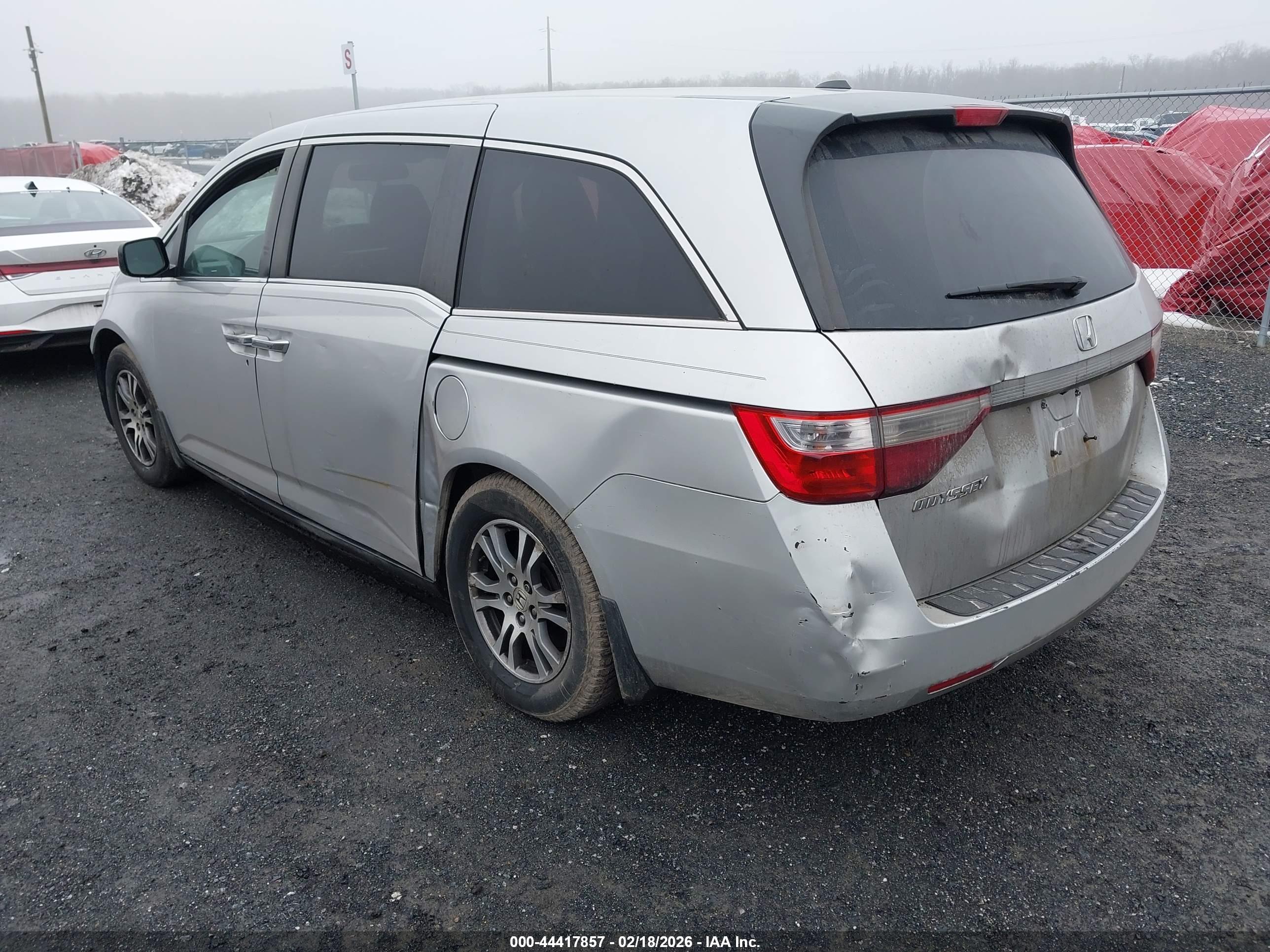 HONDA ODYSSEY image 3