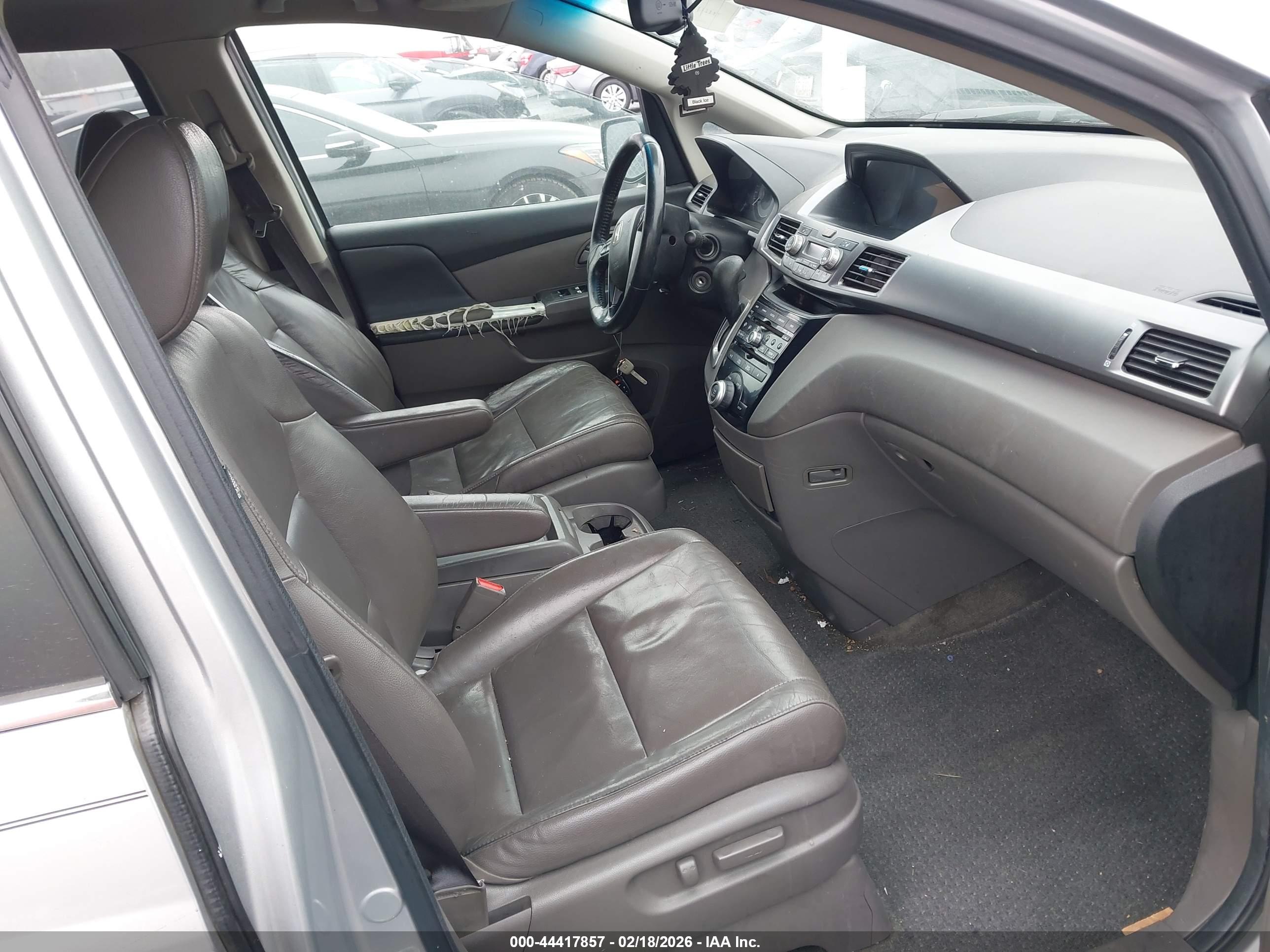 HONDA ODYSSEY image 5