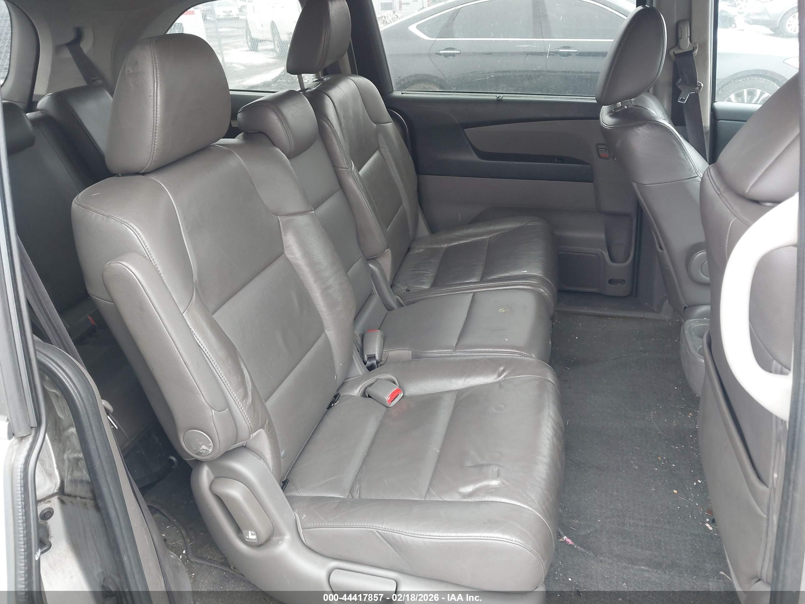 HONDA ODYSSEY image 8