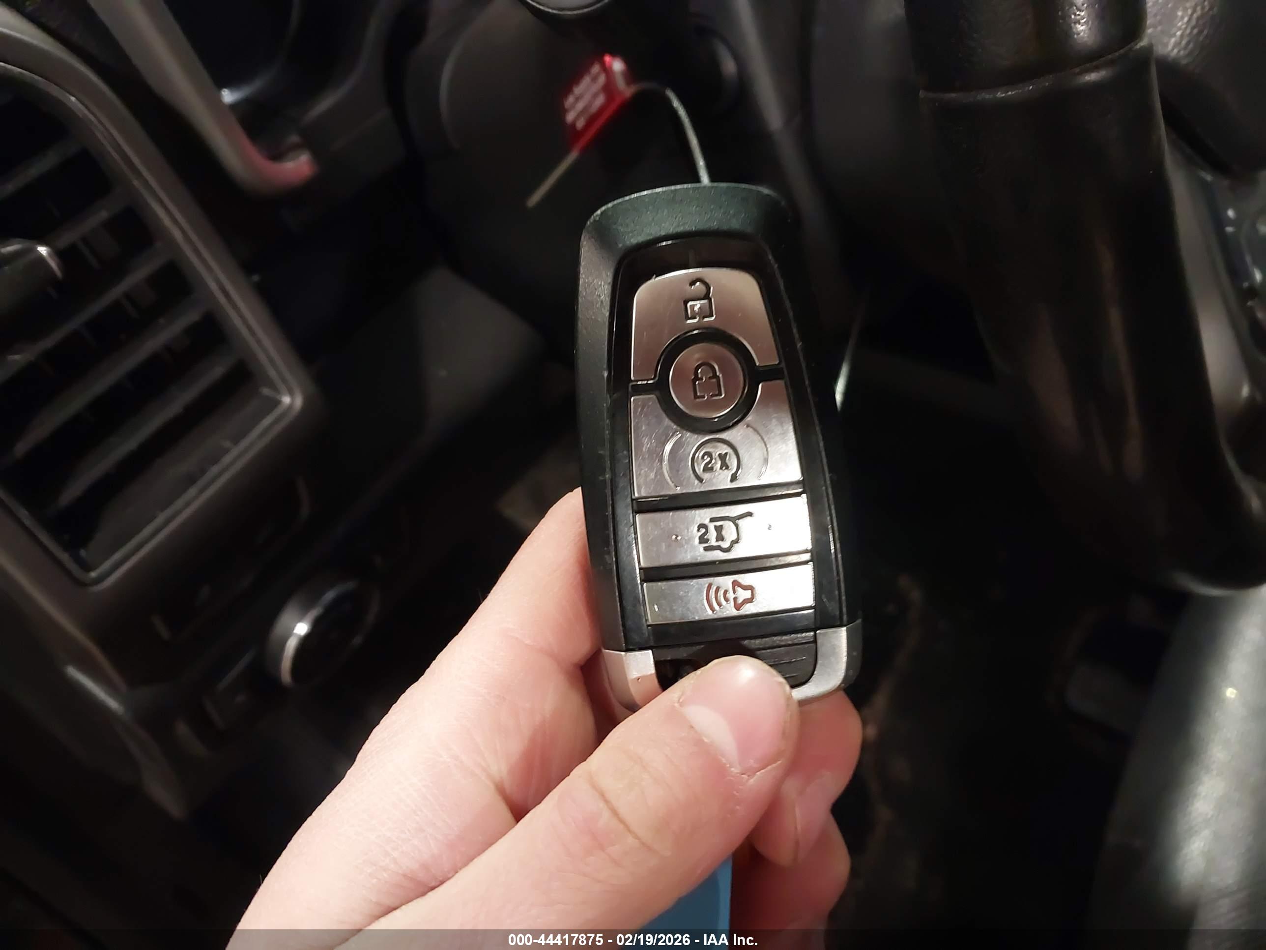 FORD EXPEDITION image 11