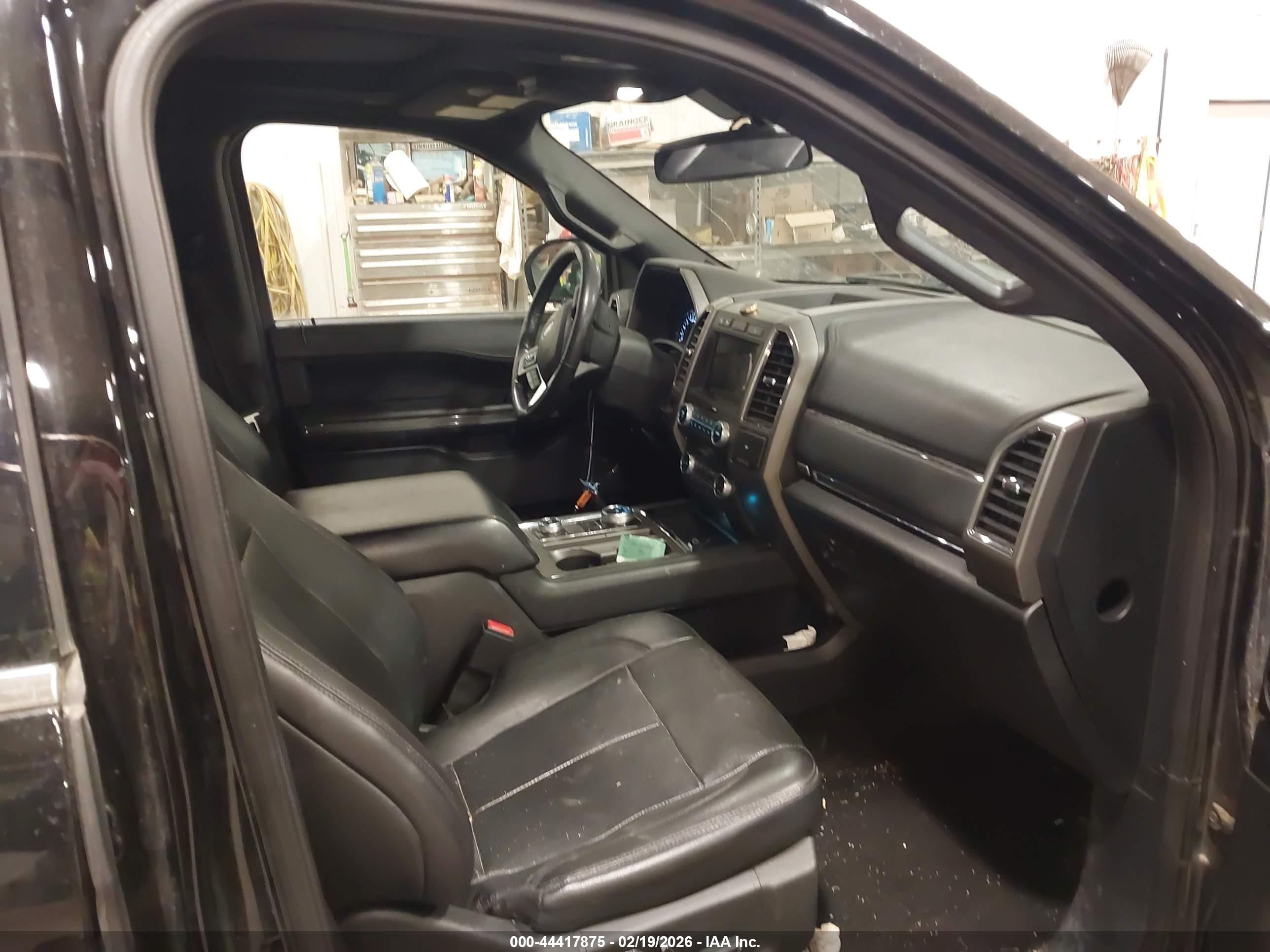 FORD EXPEDITION image 5