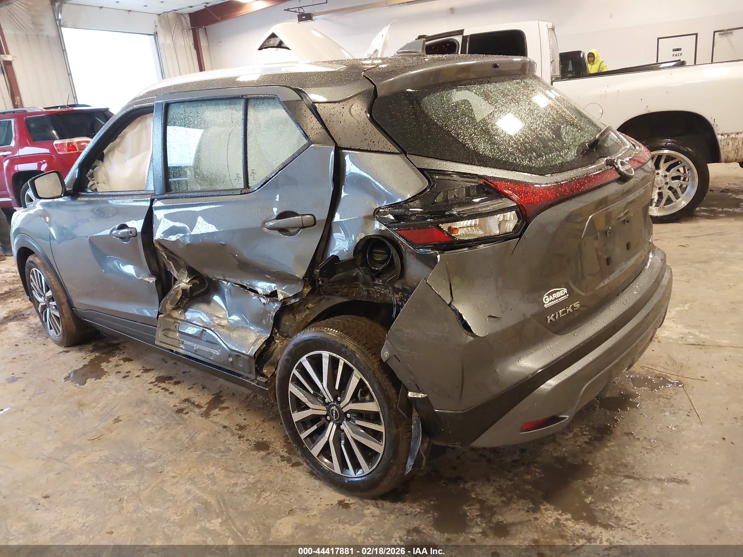 NISSAN KICKS image 3