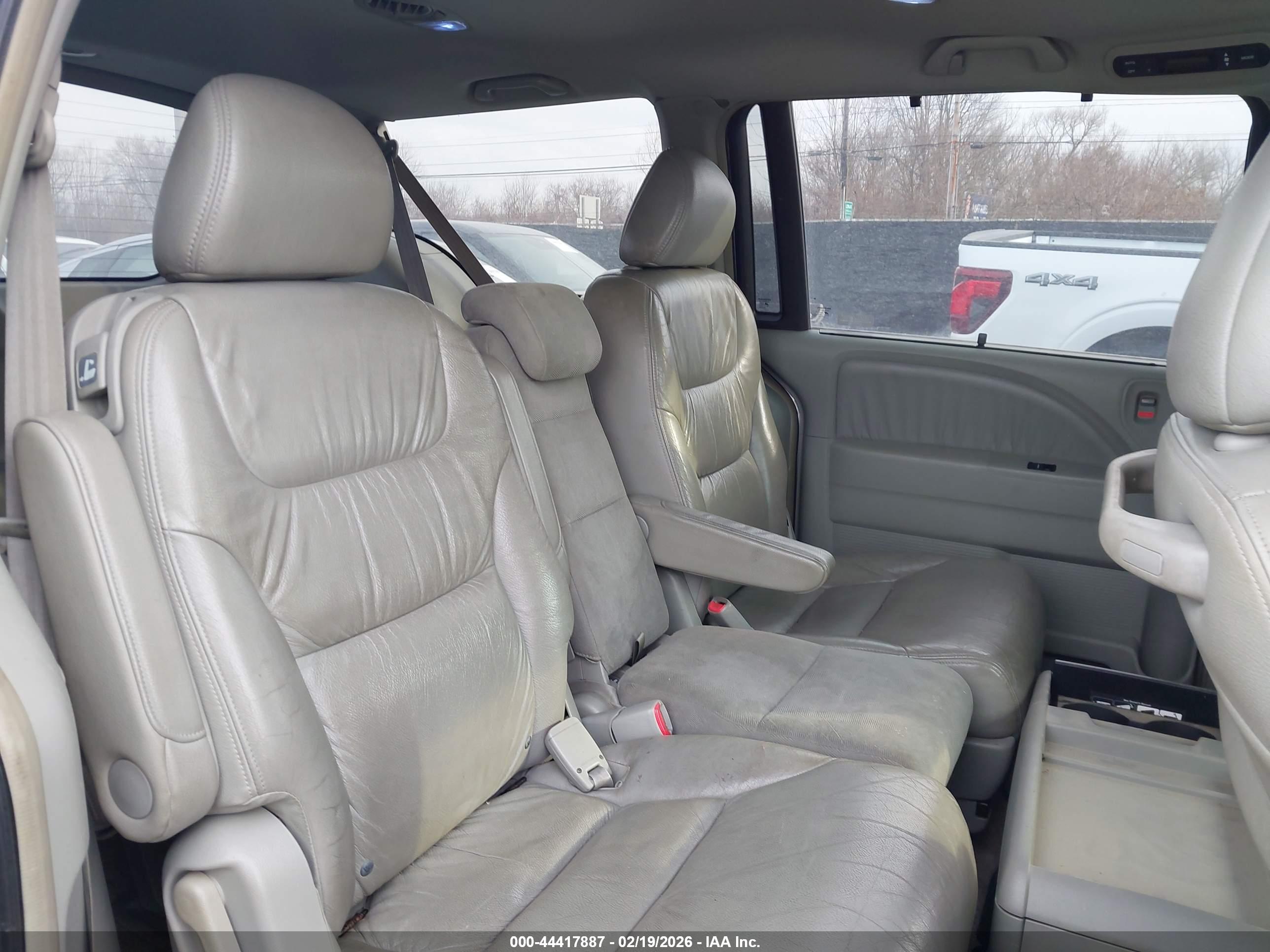 HONDA ODYSSEY image 8