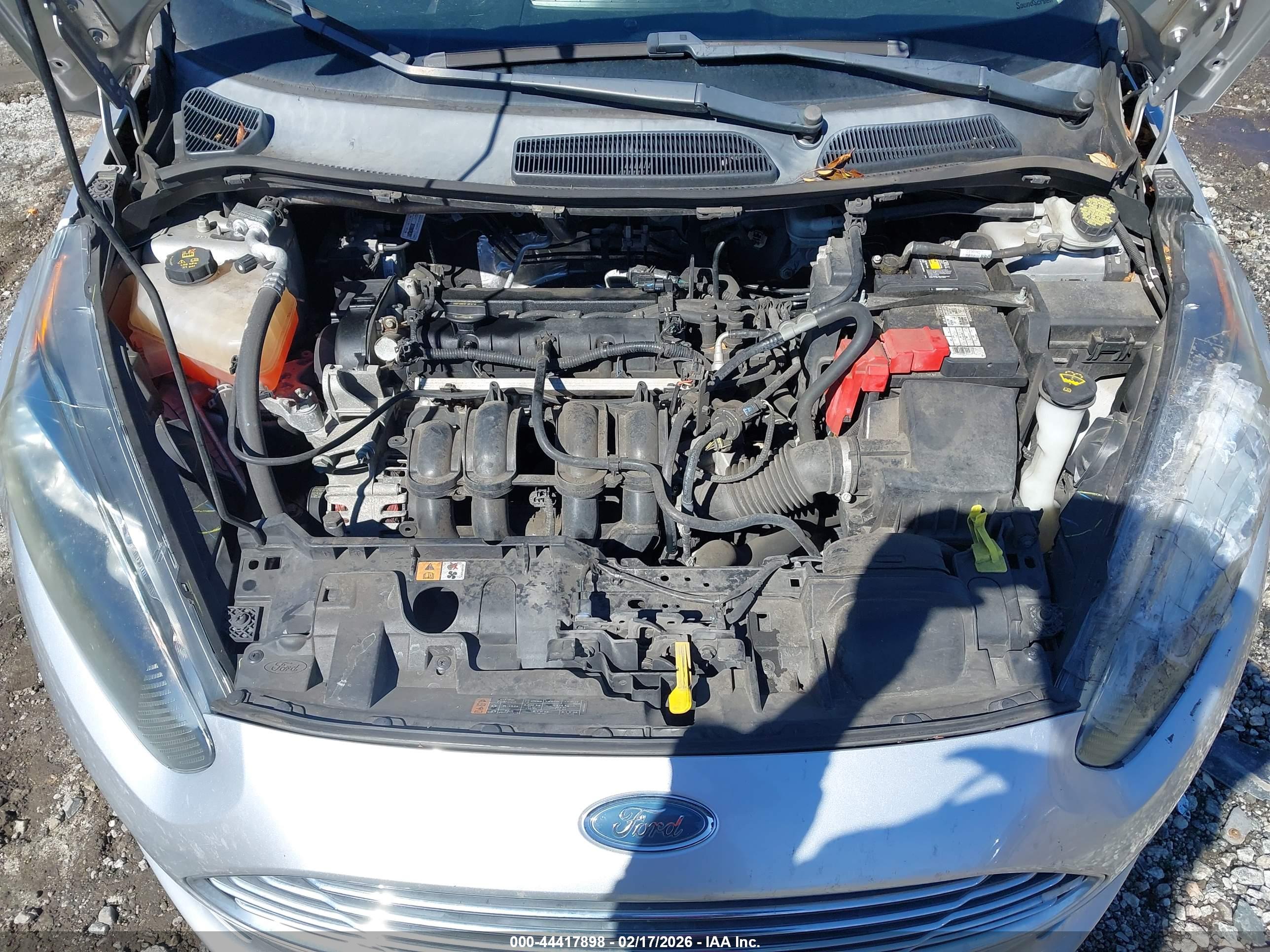 FORD FIESTA image 10