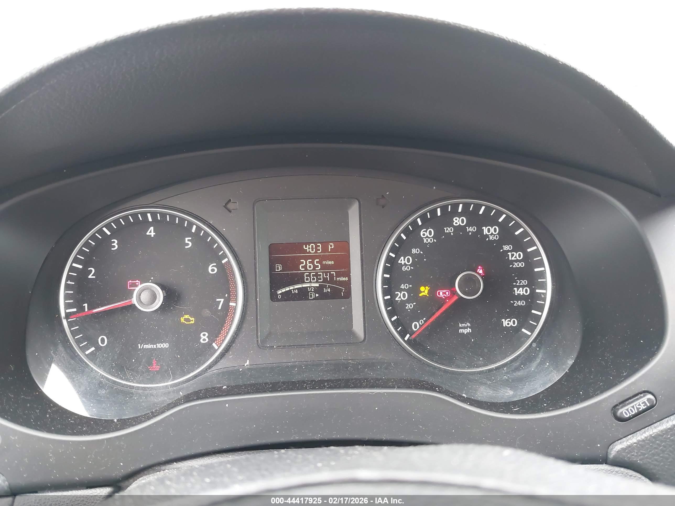 VOLKSWAGEN JETTA image 7