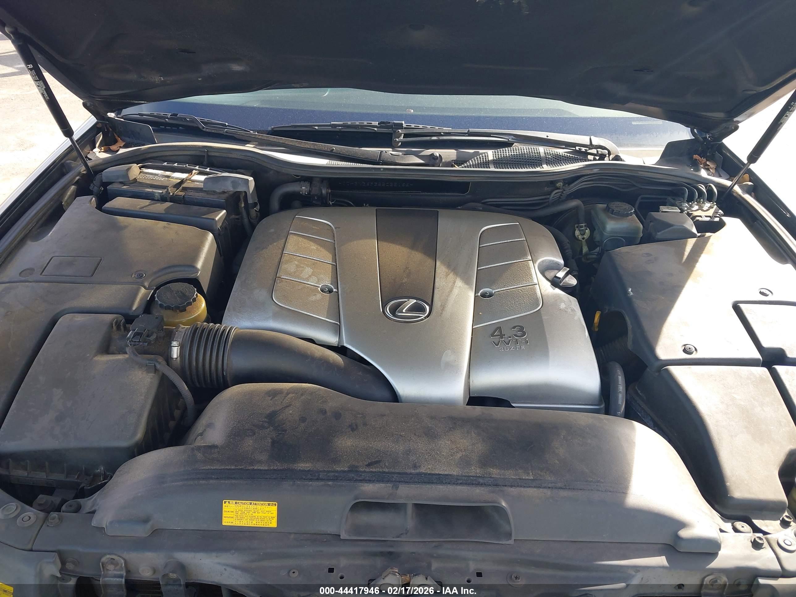 LEXUS LS image 10