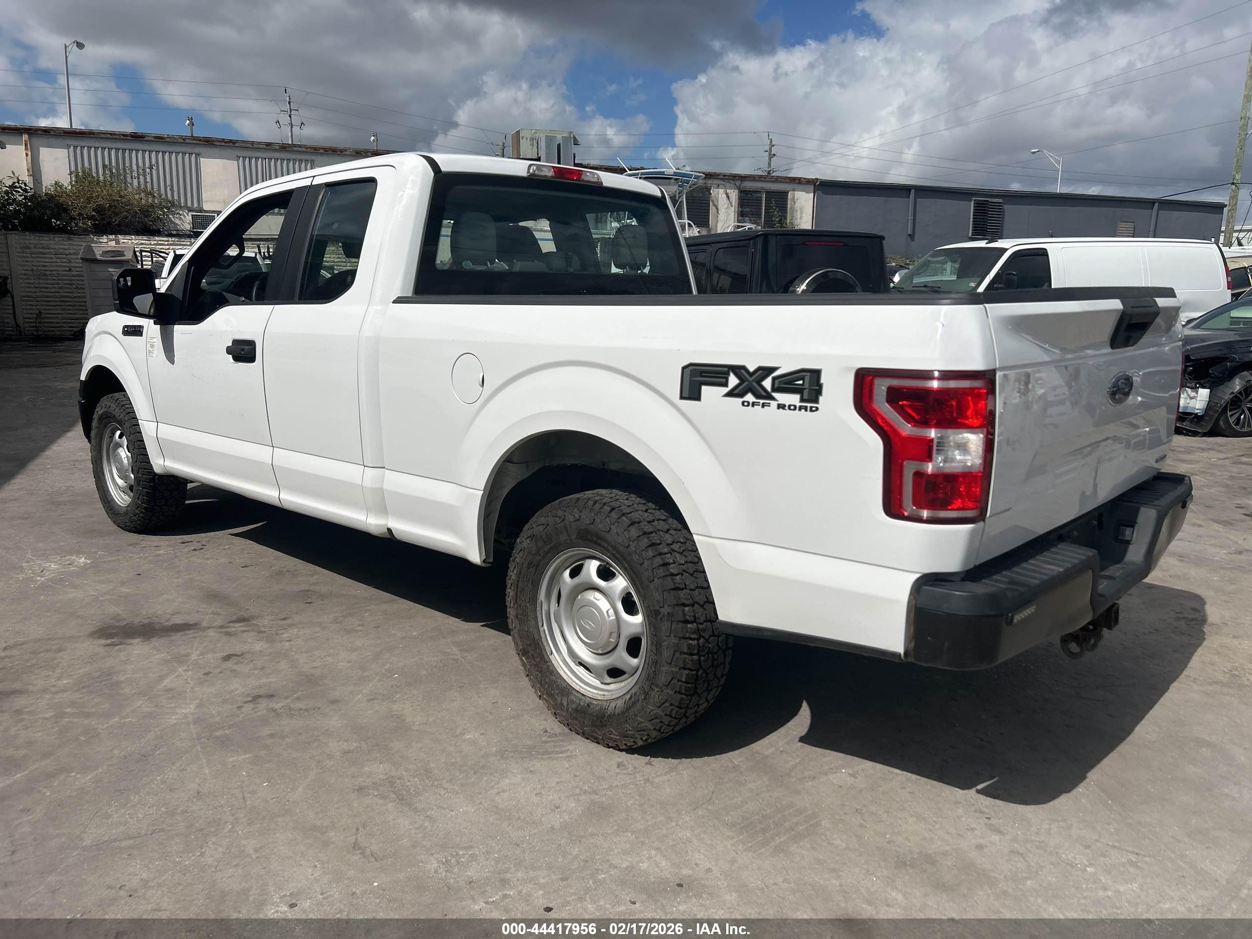 FORD F-150 image 3