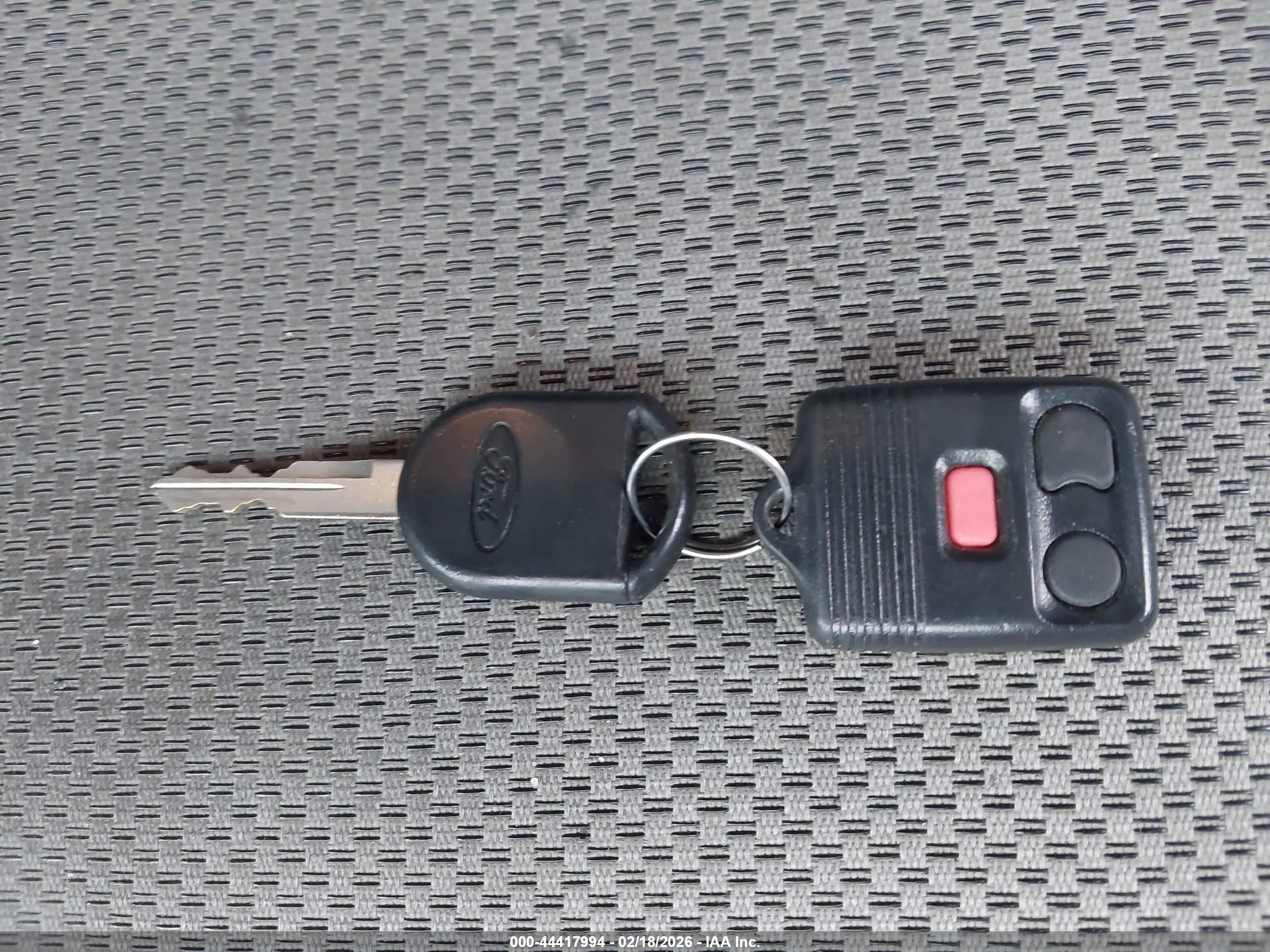 FORD ESCAPE image 11