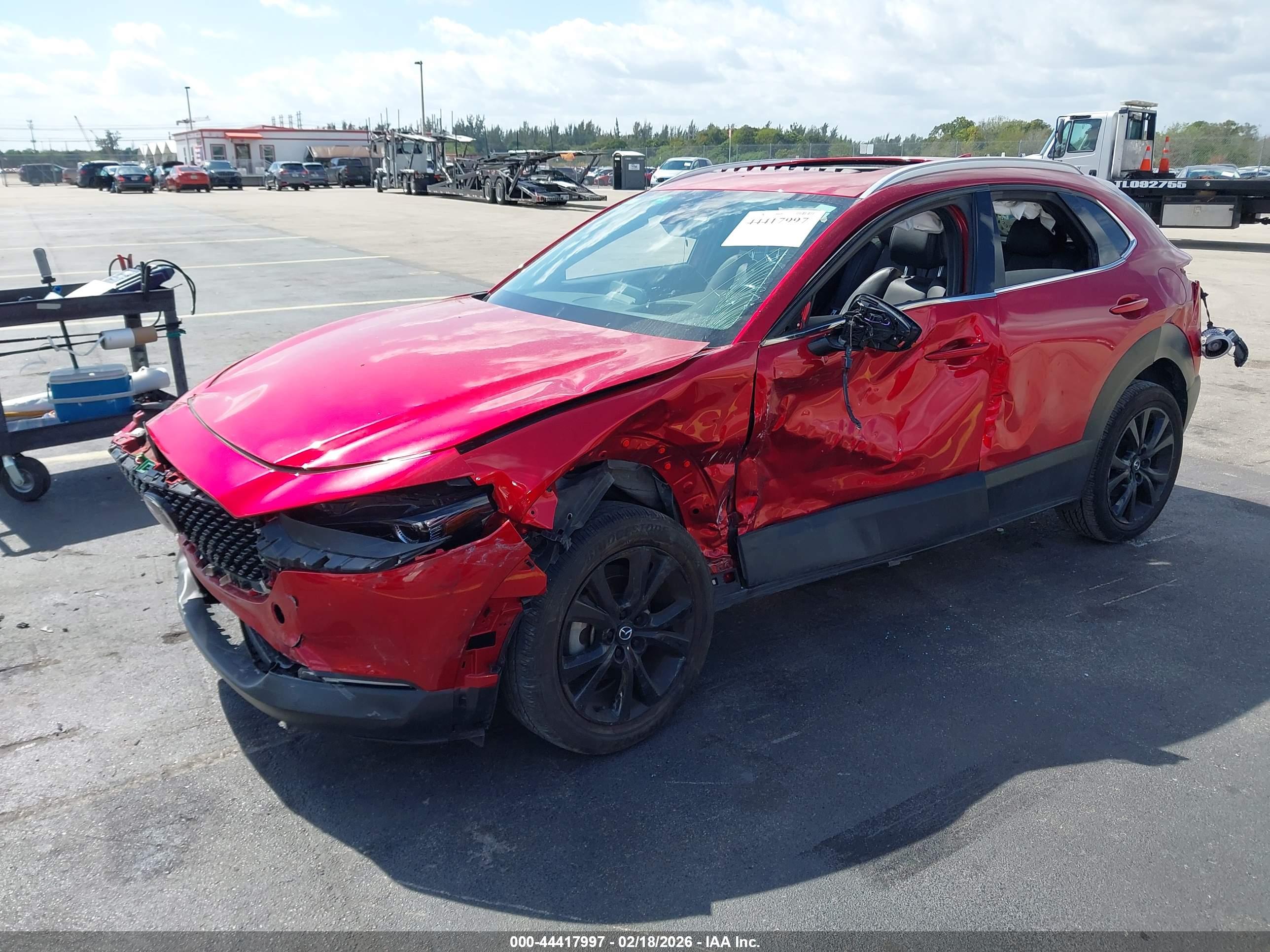MAZDA CX-30 image 2