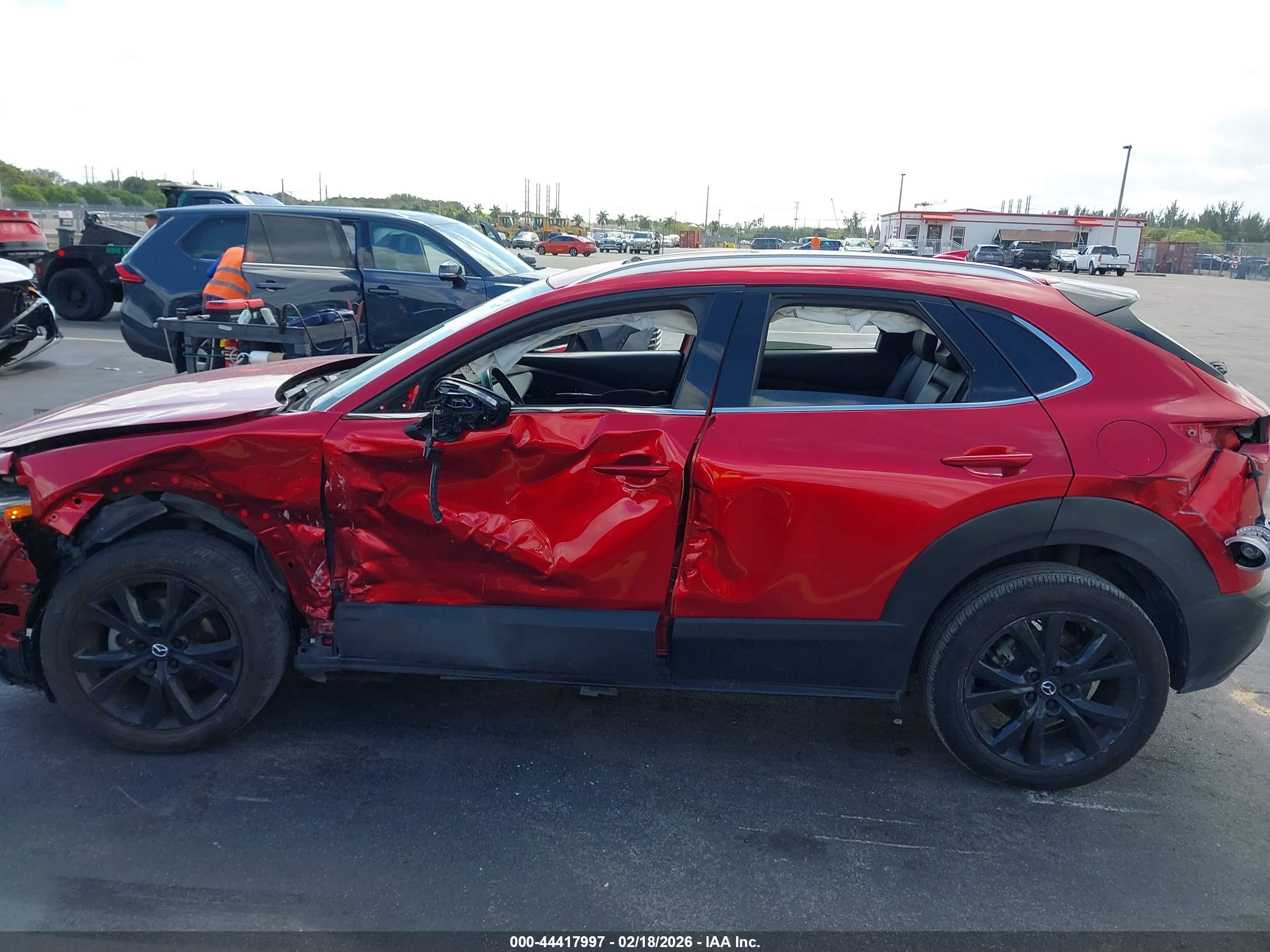 MAZDA CX-30 image 6