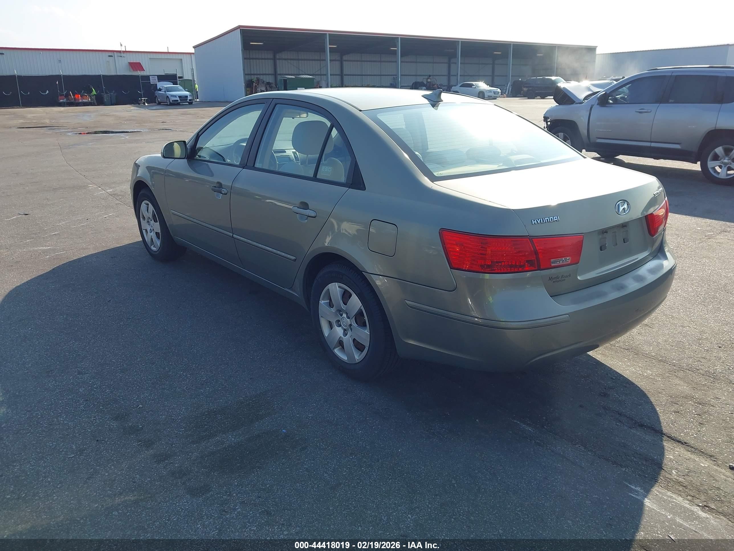 HYUNDAI SONATA image 3