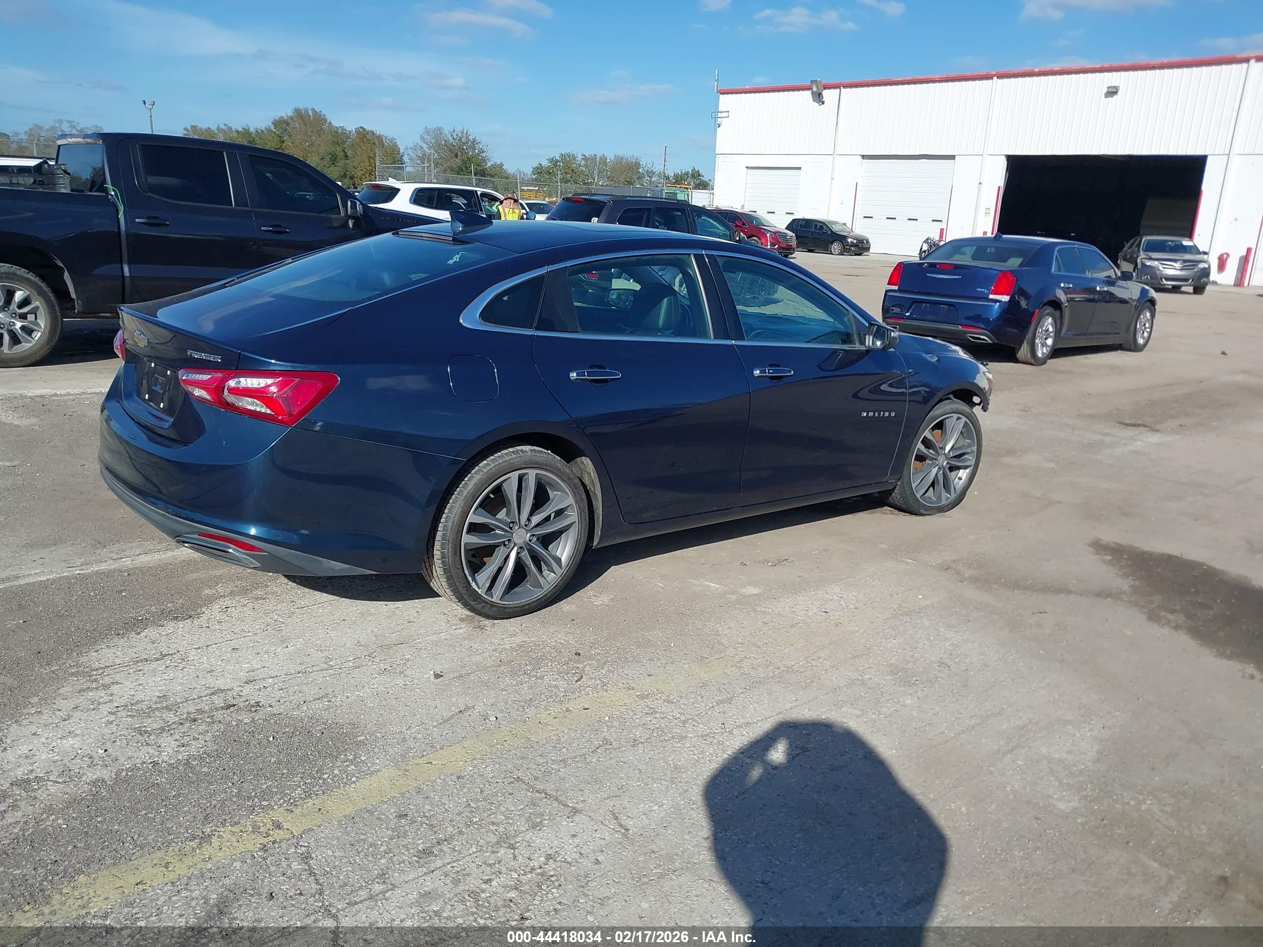 CHEVROLET MALIBU image 4