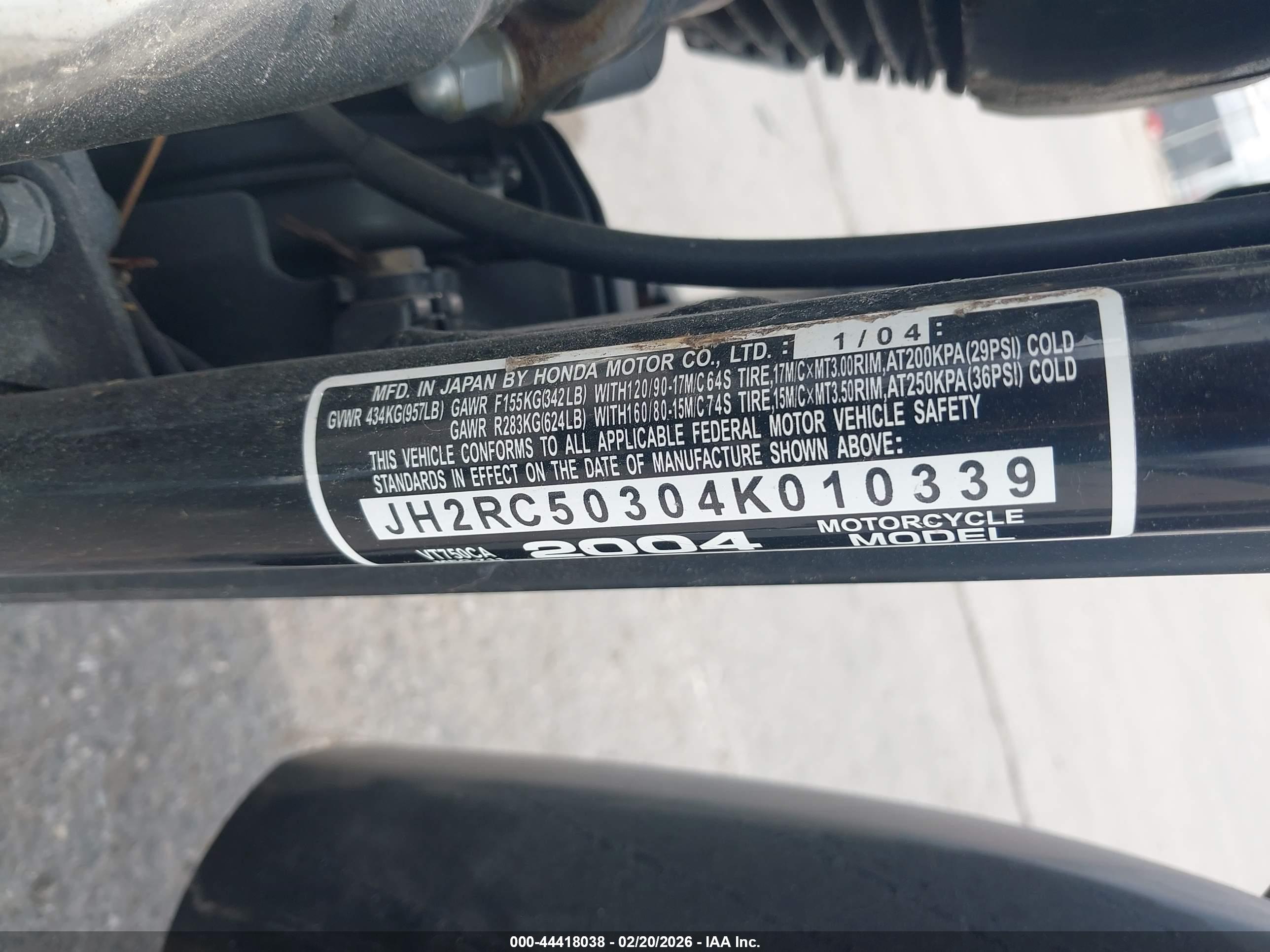 HONDA VT750 image 10