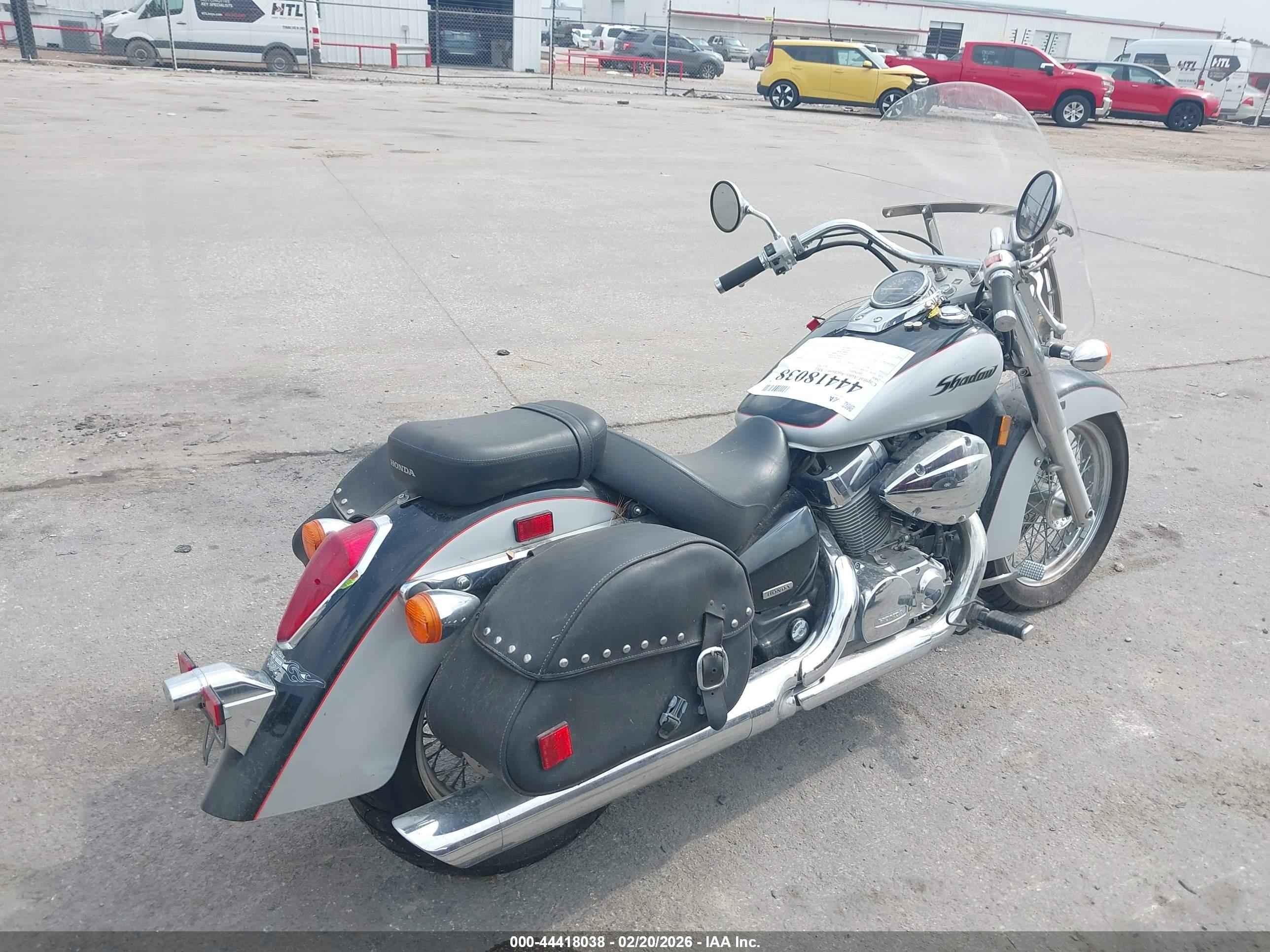 HONDA VT750 image 4