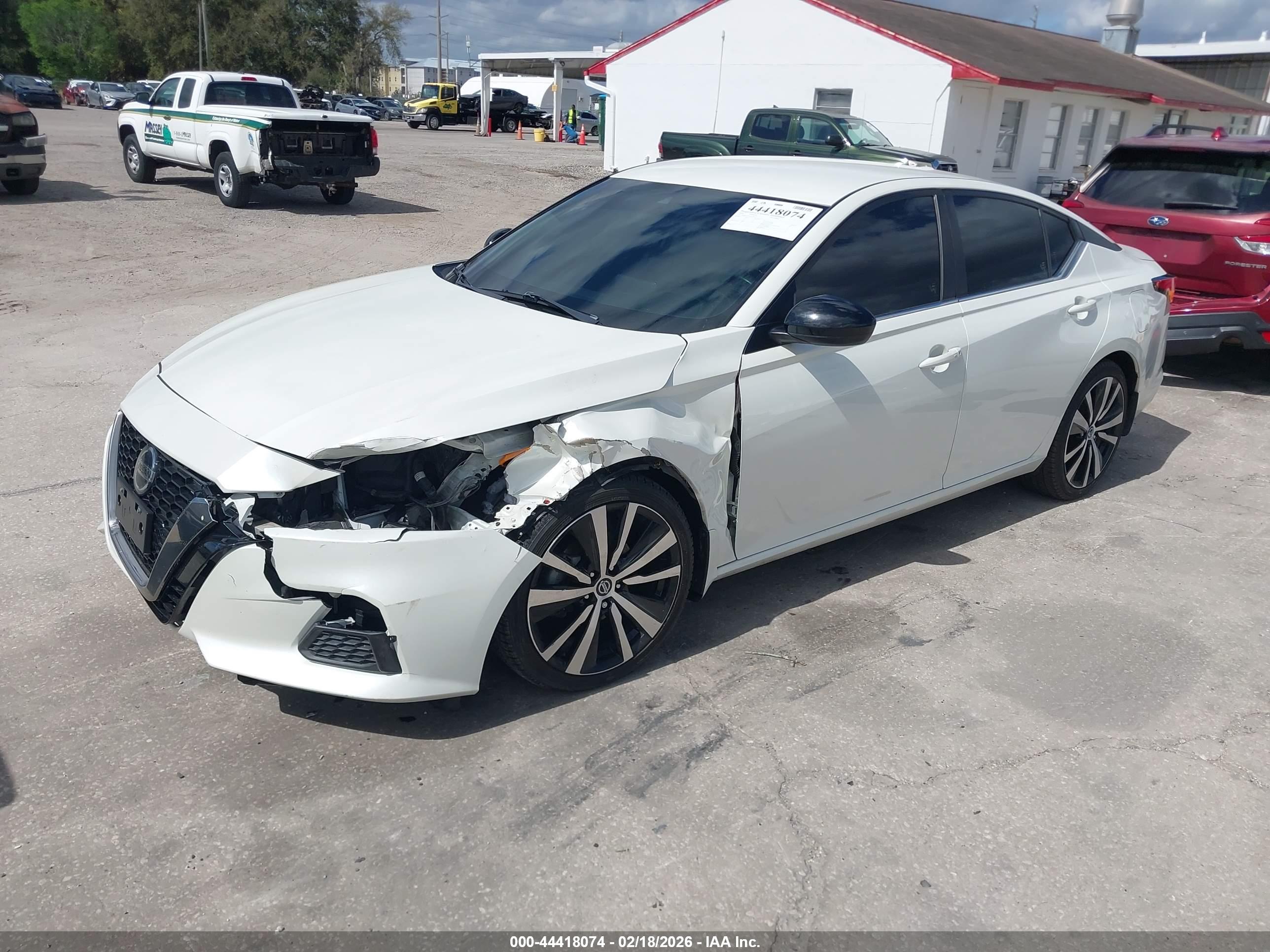 NISSAN ALTIMA image 2