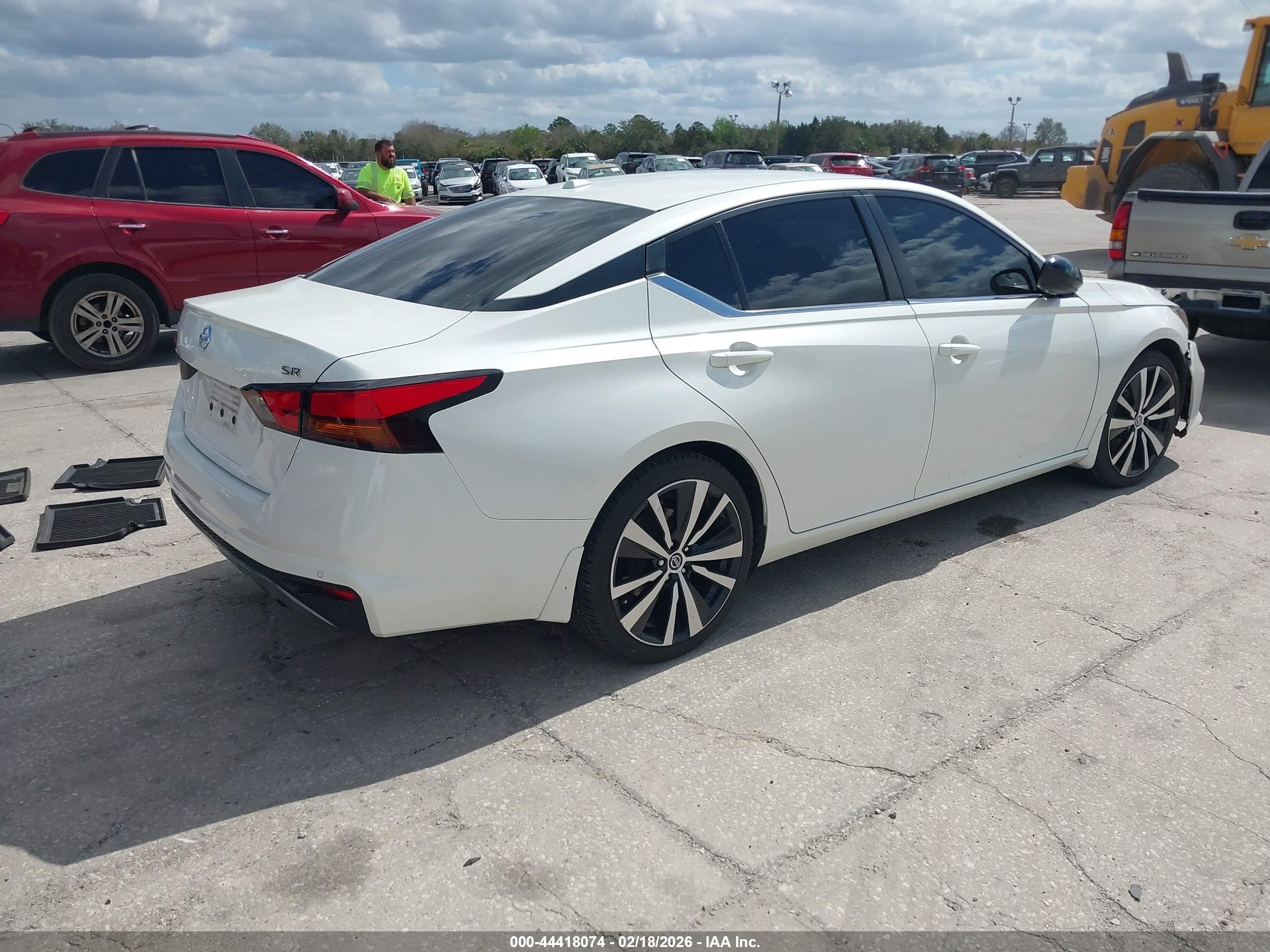 NISSAN ALTIMA image 4