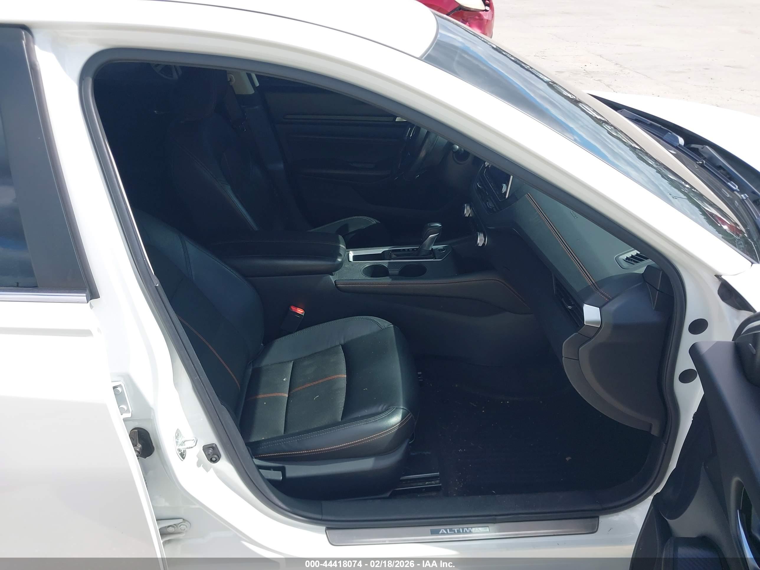 NISSAN ALTIMA image 5