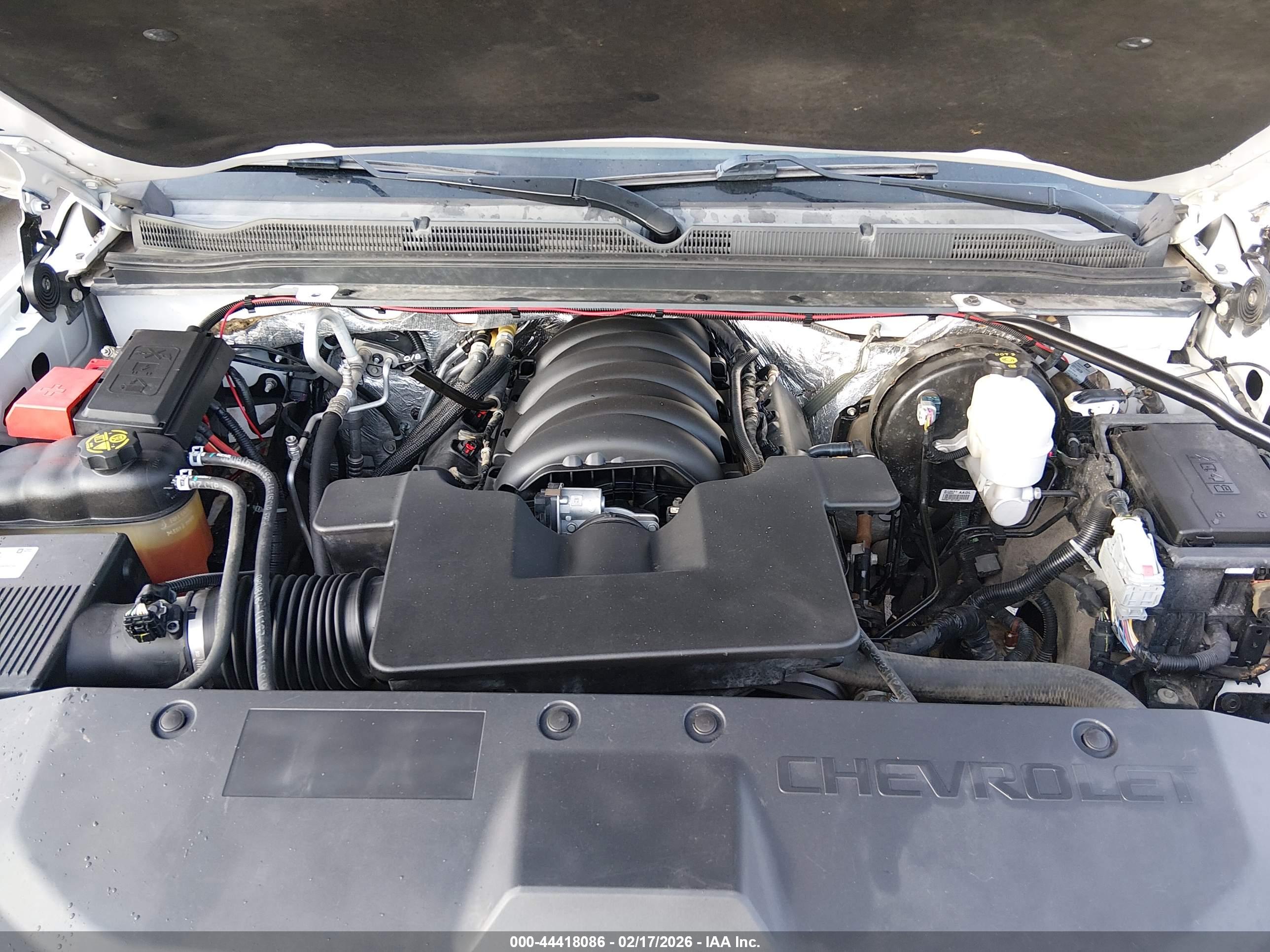 CHEVROLET SUBURBAN image 10