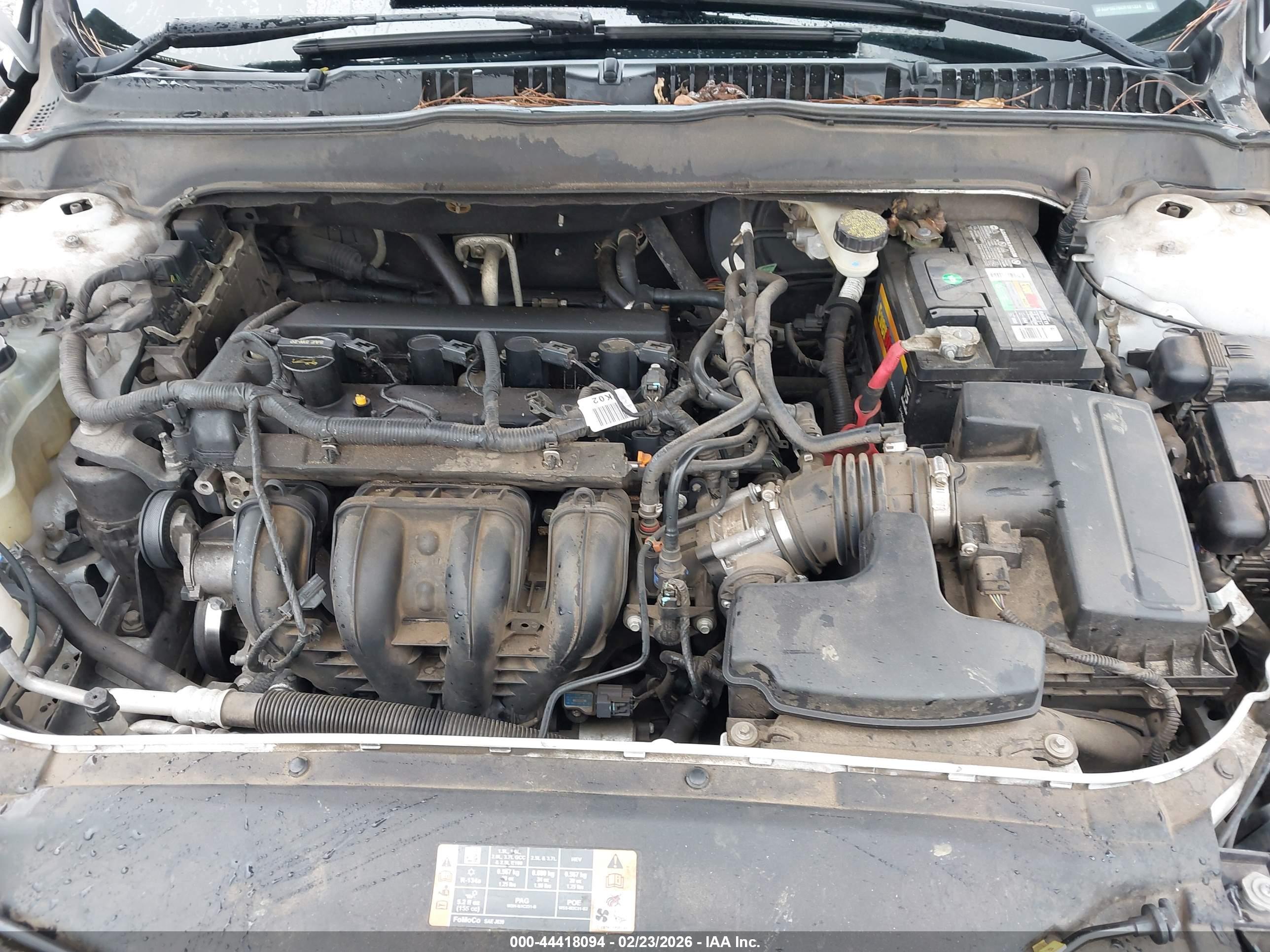 FORD FUSION image 10