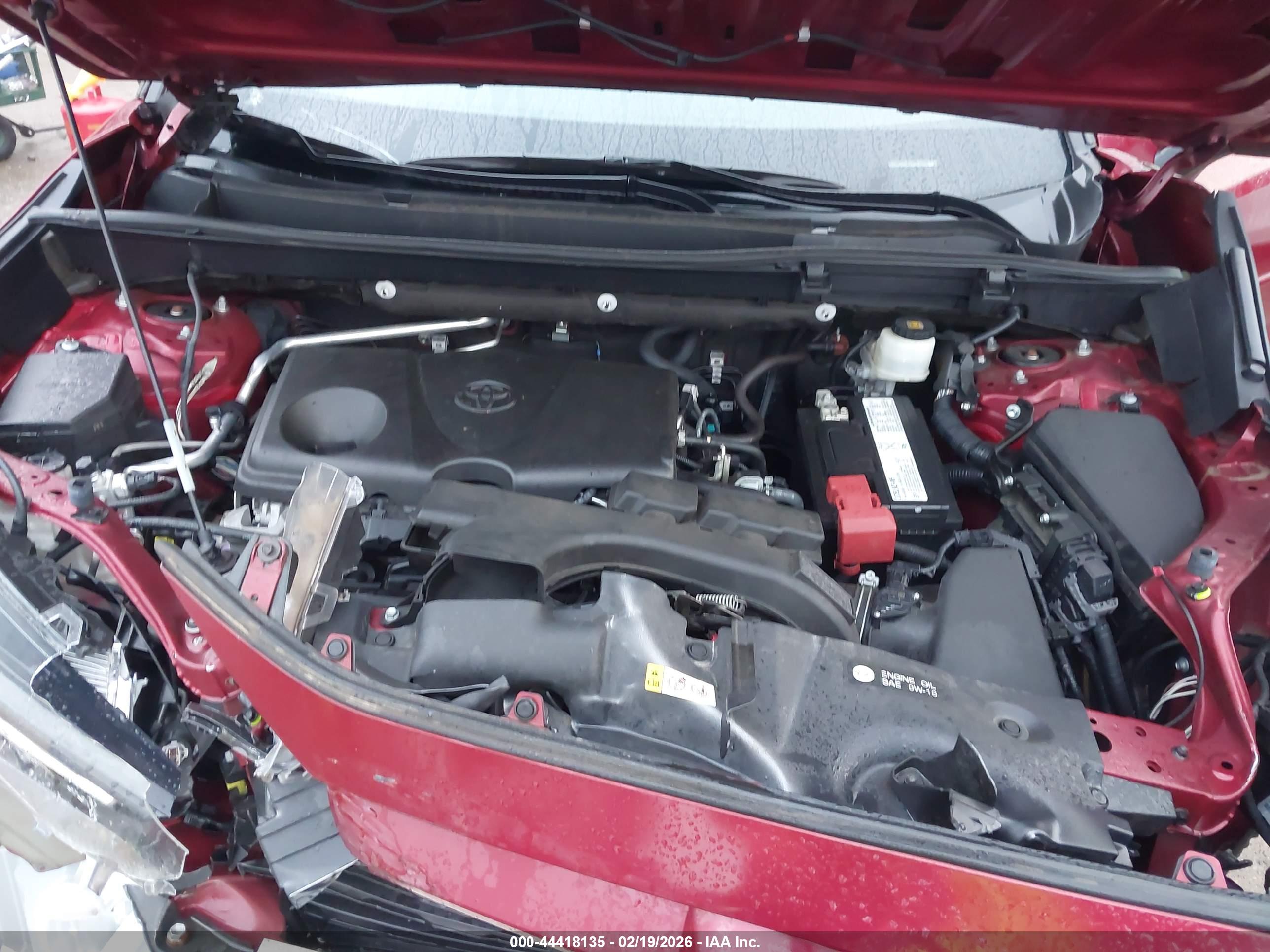 TOYOTA RAV4 image 10