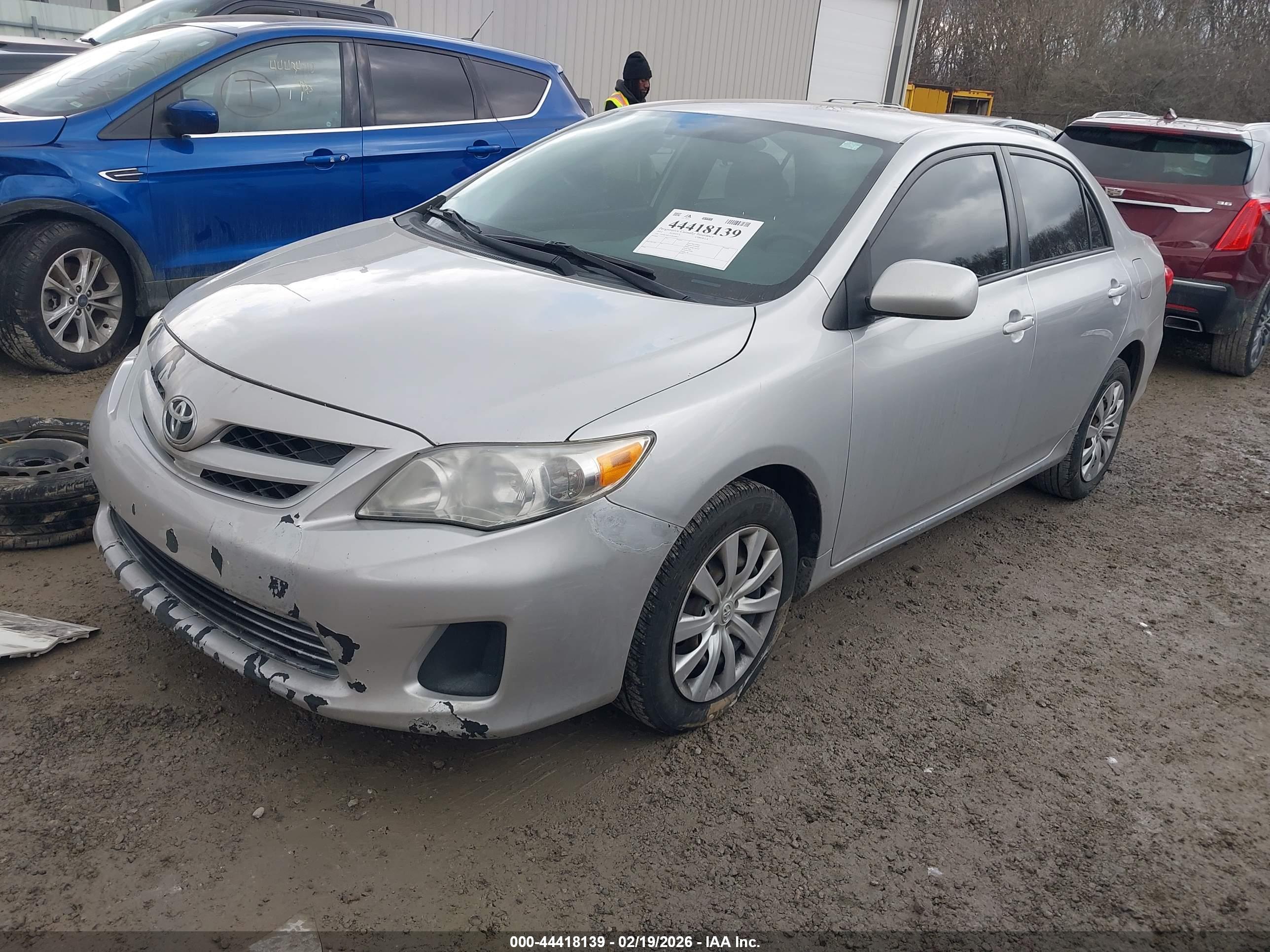 TOYOTA COROLLA image 2